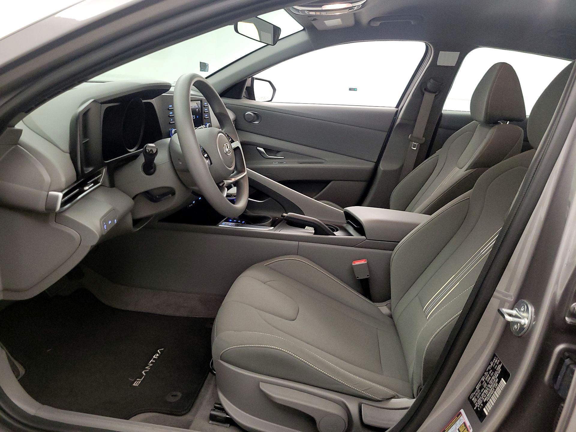 Thumbnail: 2023 Hyundai Elantra - 11