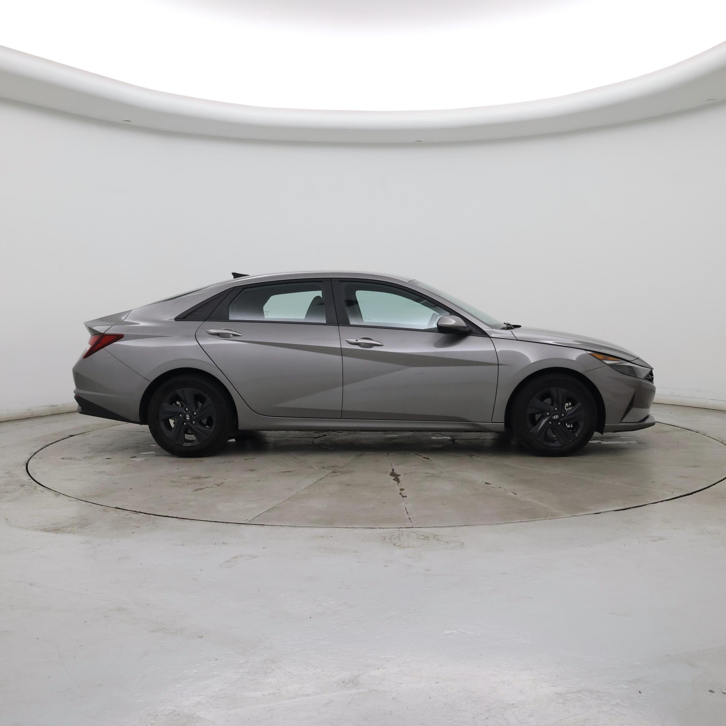 Thumbnail: 2023 Hyundai Elantra - 7