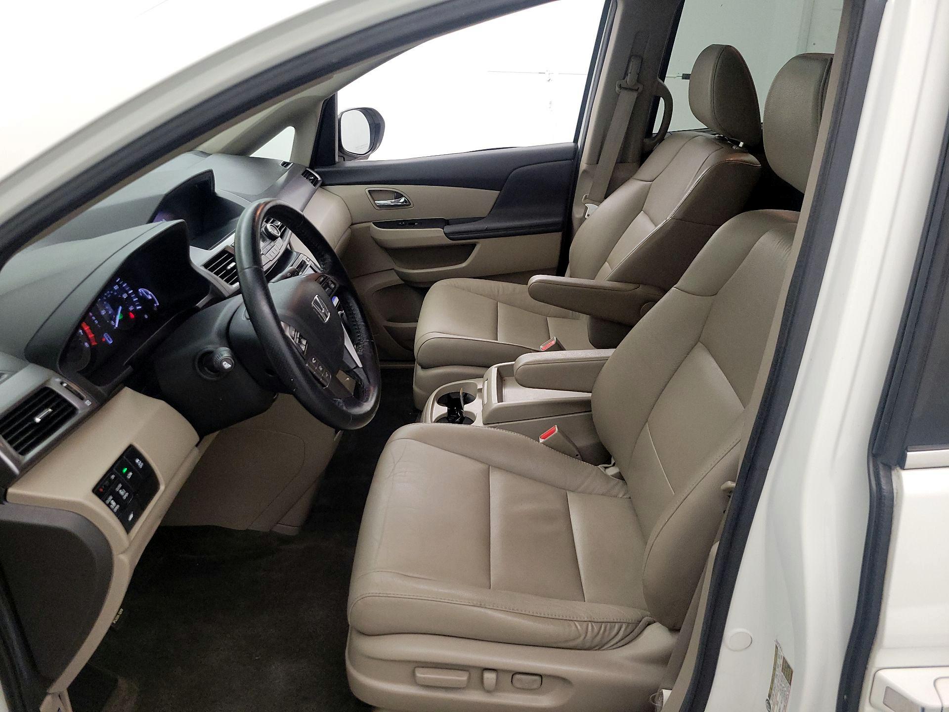 Thumbnail: 2014 Honda Odyssey - 11