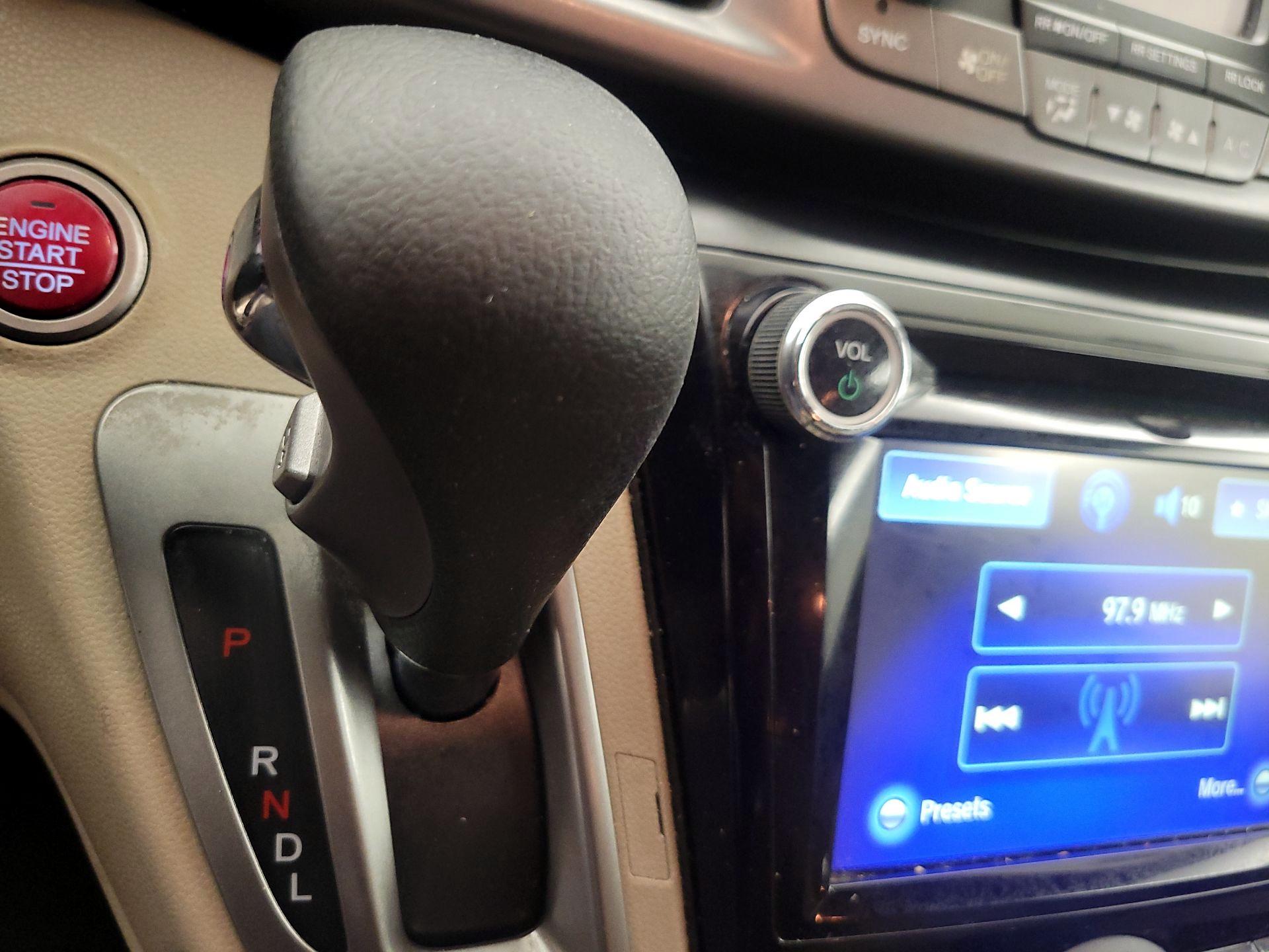 Thumbnail: 2014 Honda Odyssey - 17