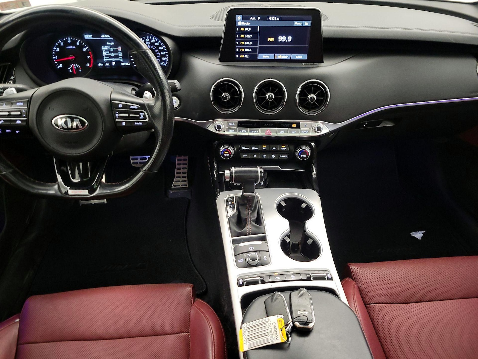 2019 Kia Stinger GT1 - Photo 10