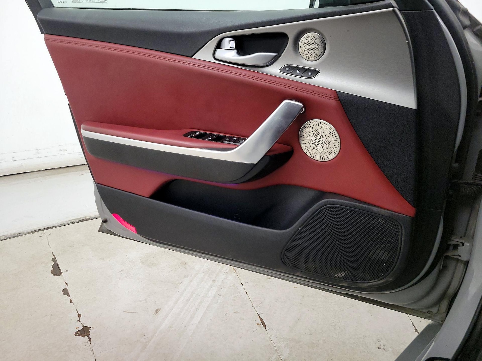 2019 Kia Stinger GT1 - Photo 13