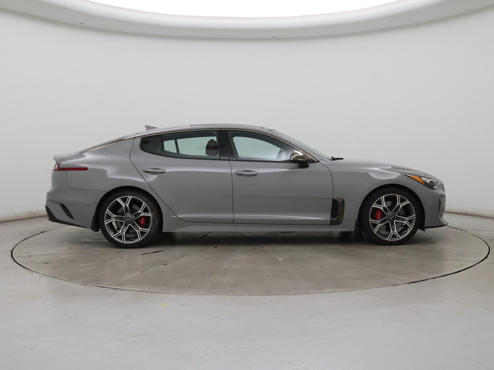 2019 Kia Stinger GT1 - Photo 8