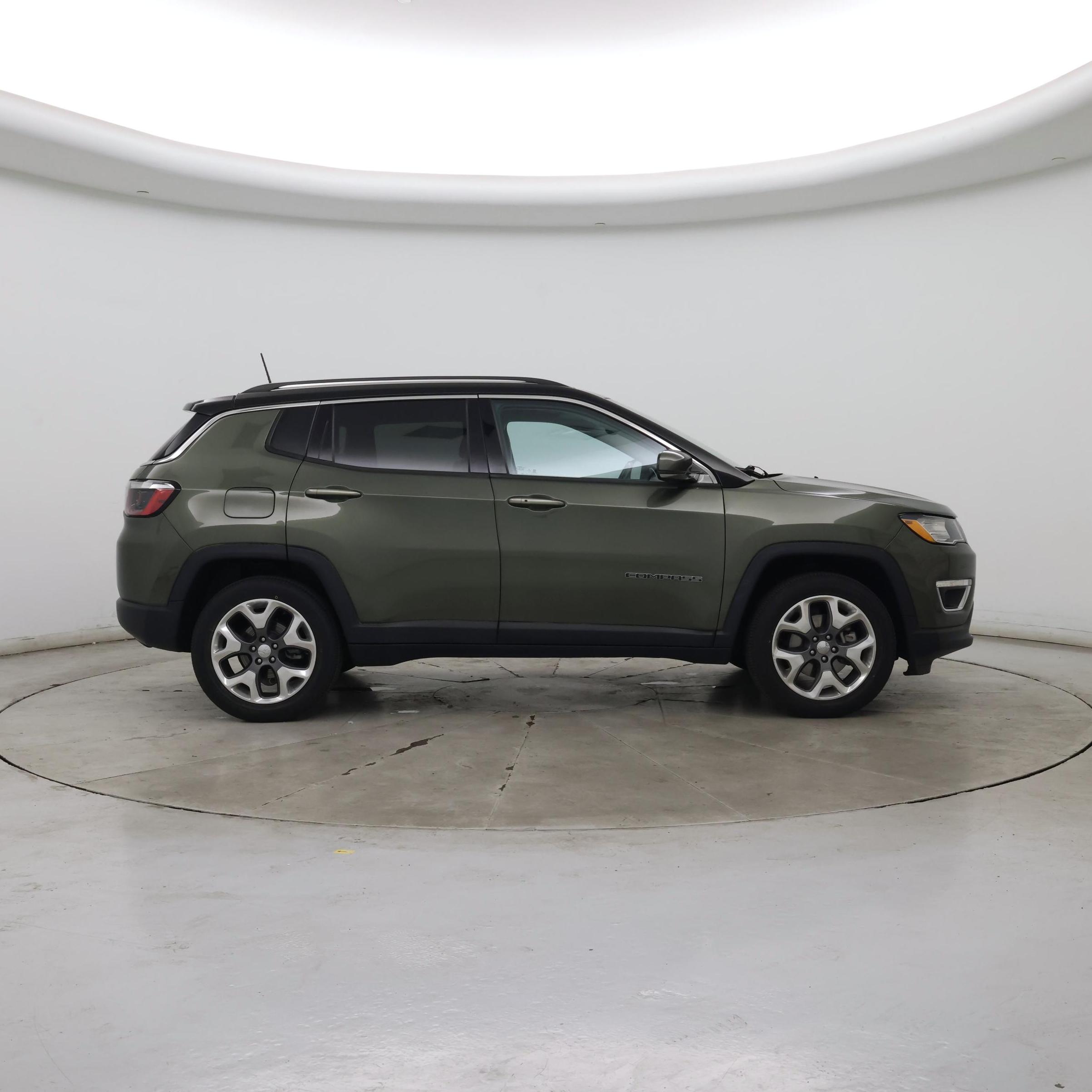 Thumbnail: 2021 Jeep Compass - 7