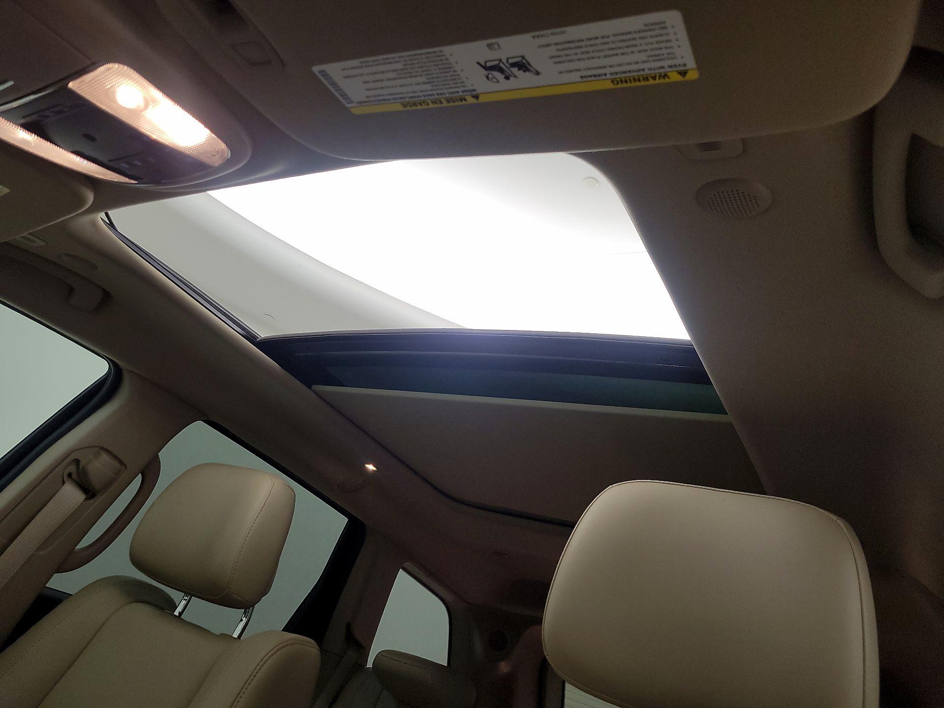 Thumbnail: 2020 Jeep Grand Cherokee - 20