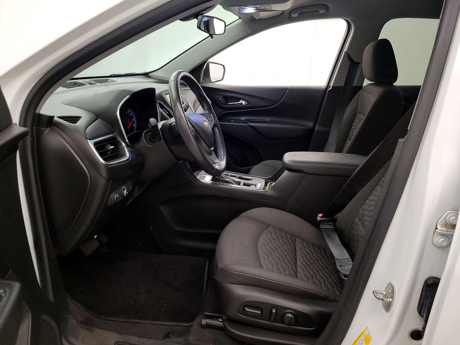 Thumbnail: 2018 Chevrolet Equinox - 11