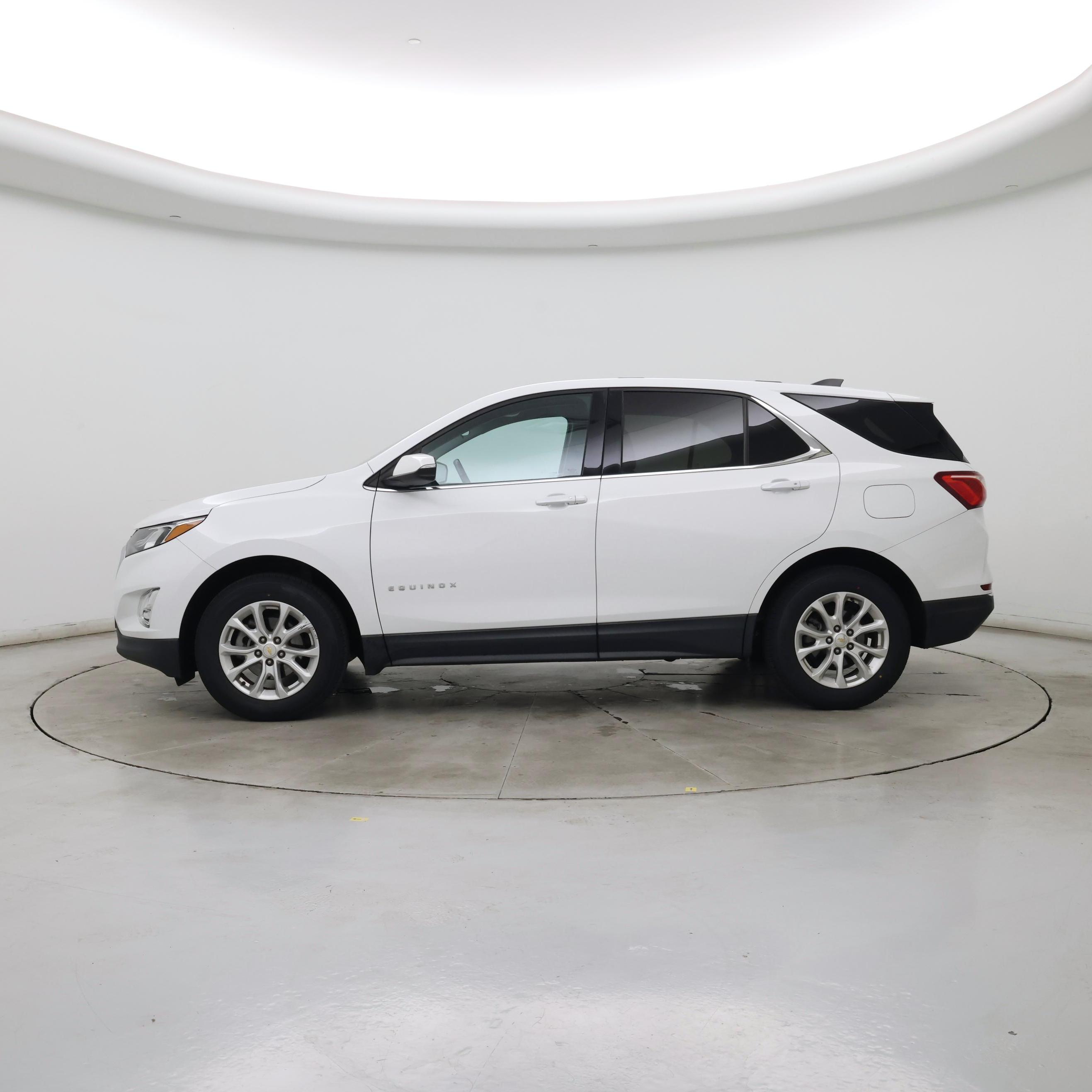 Thumbnail: 2018 Chevrolet Equinox - 3