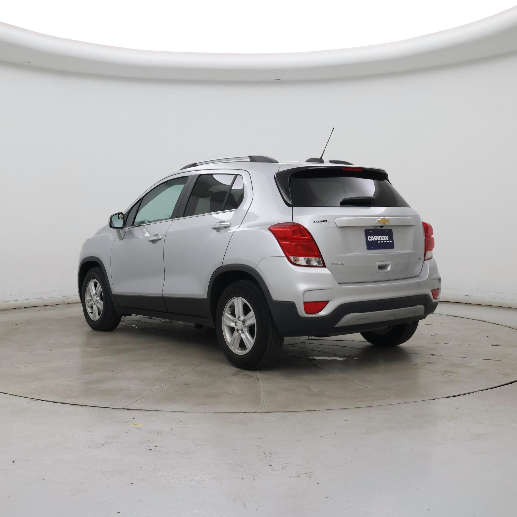 Thumbnail: 2020 Chevrolet Trax - 2