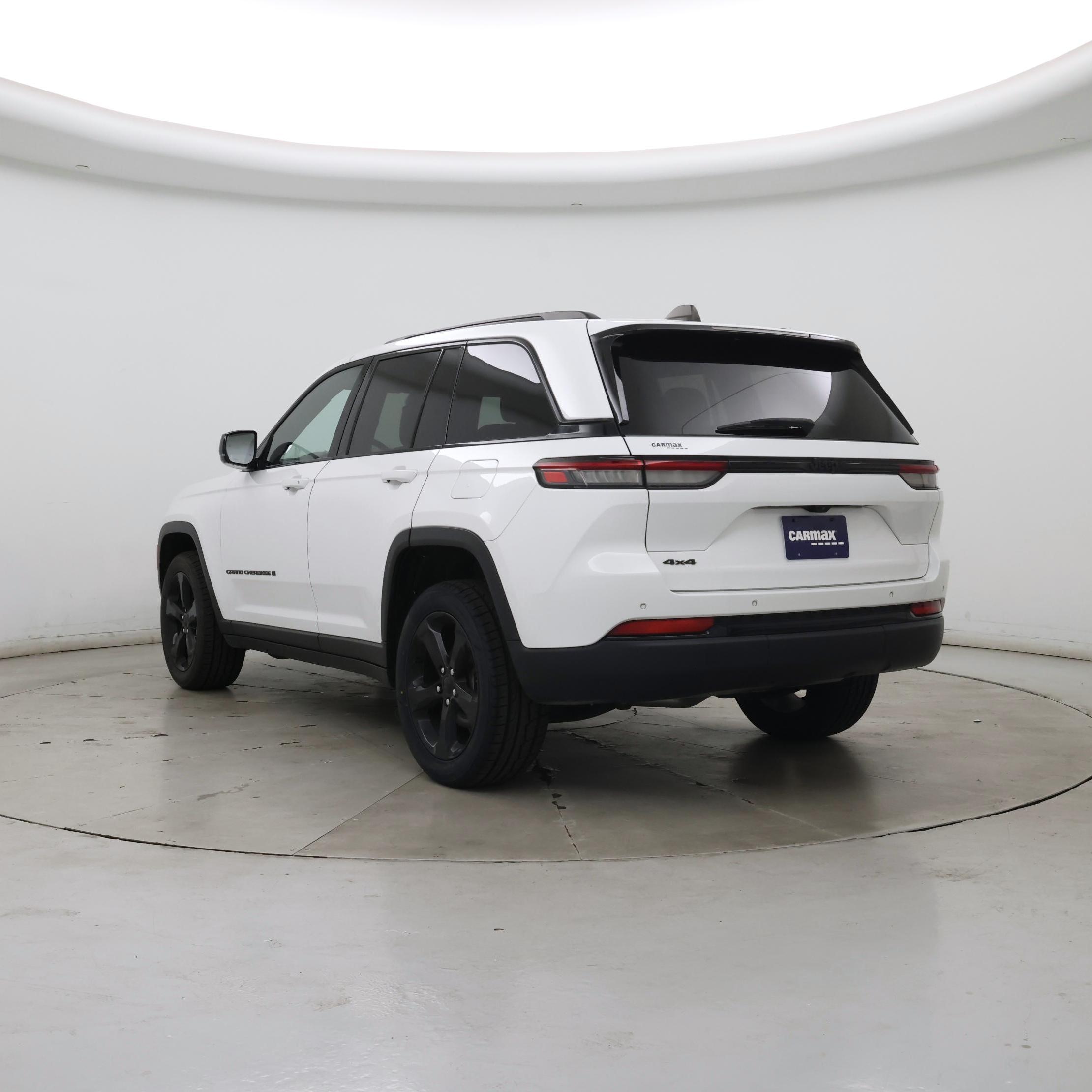Thumbnail: 2023 Jeep Grand Cherokee - 2