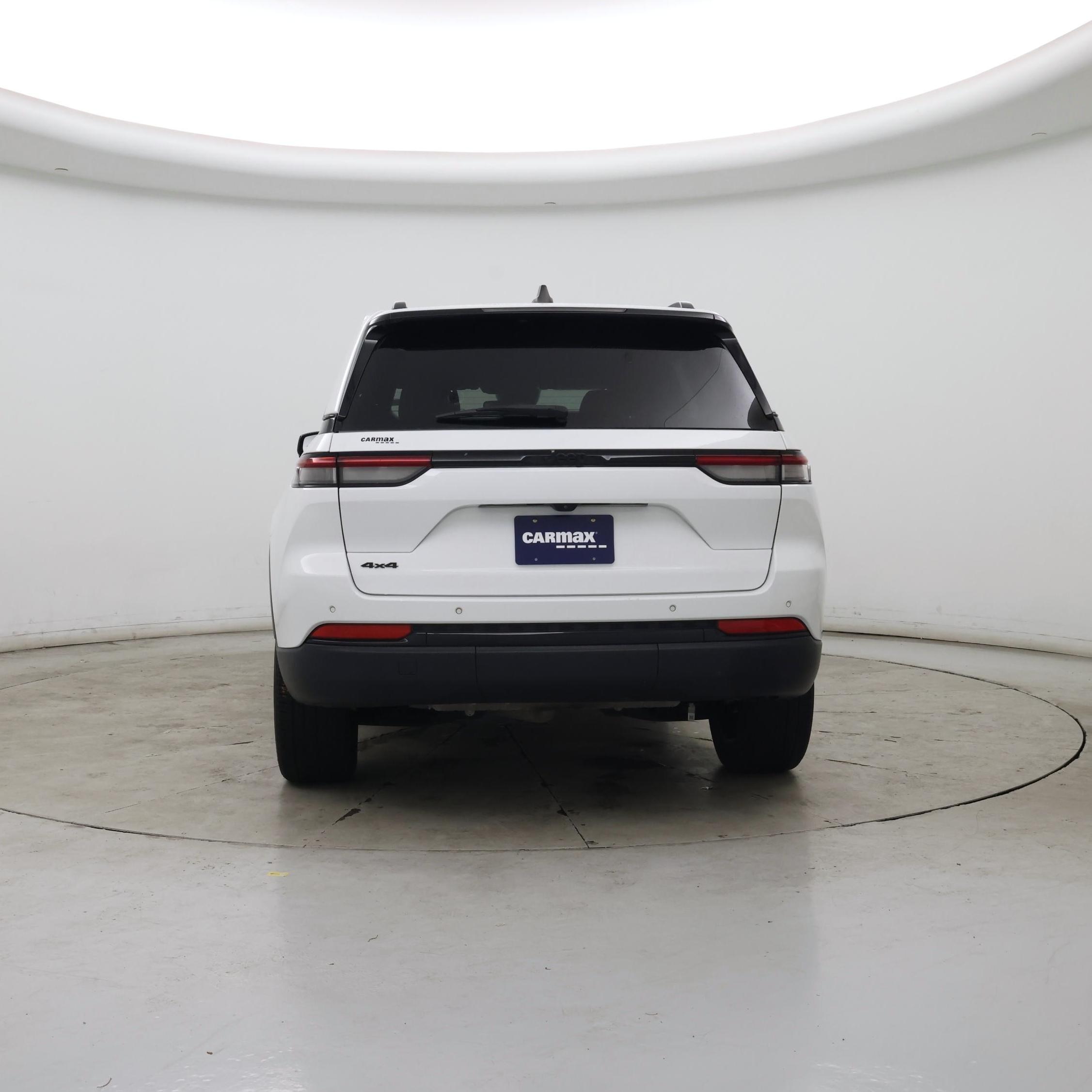Thumbnail: 2023 Jeep Grand Cherokee - 6
