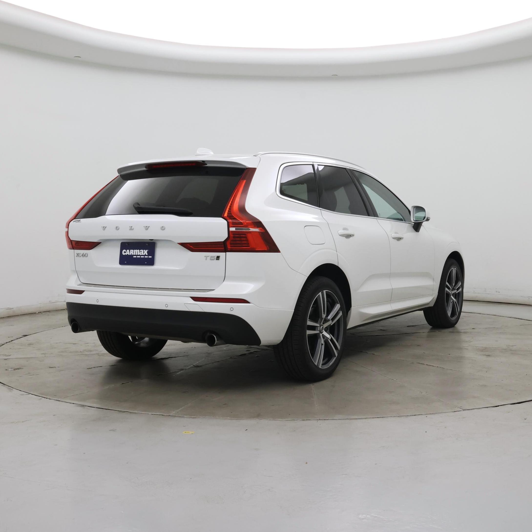 Thumbnail: 2021 Volvo XC60 - 8