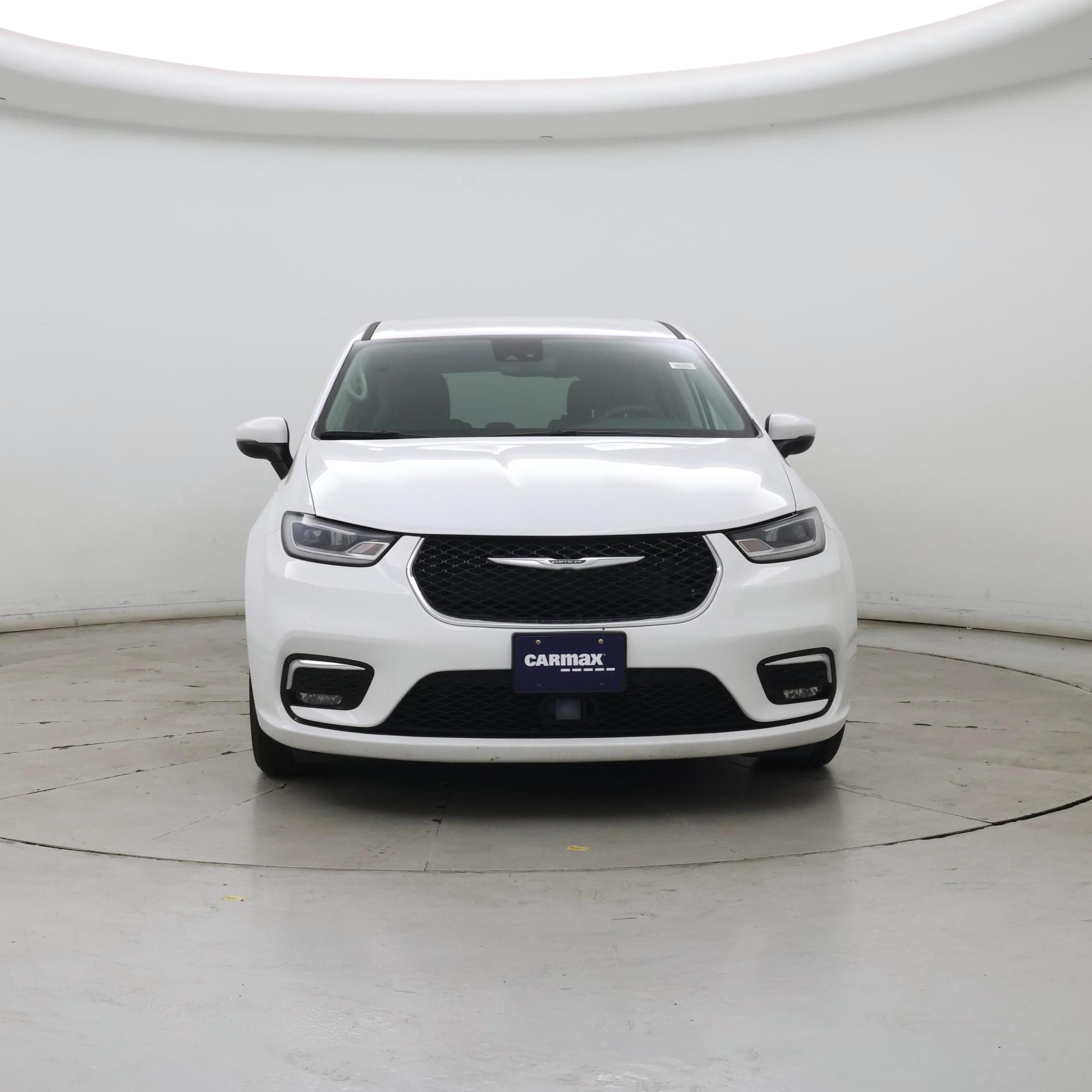 Thumbnail: 2023 Chrysler Pacifica - 5