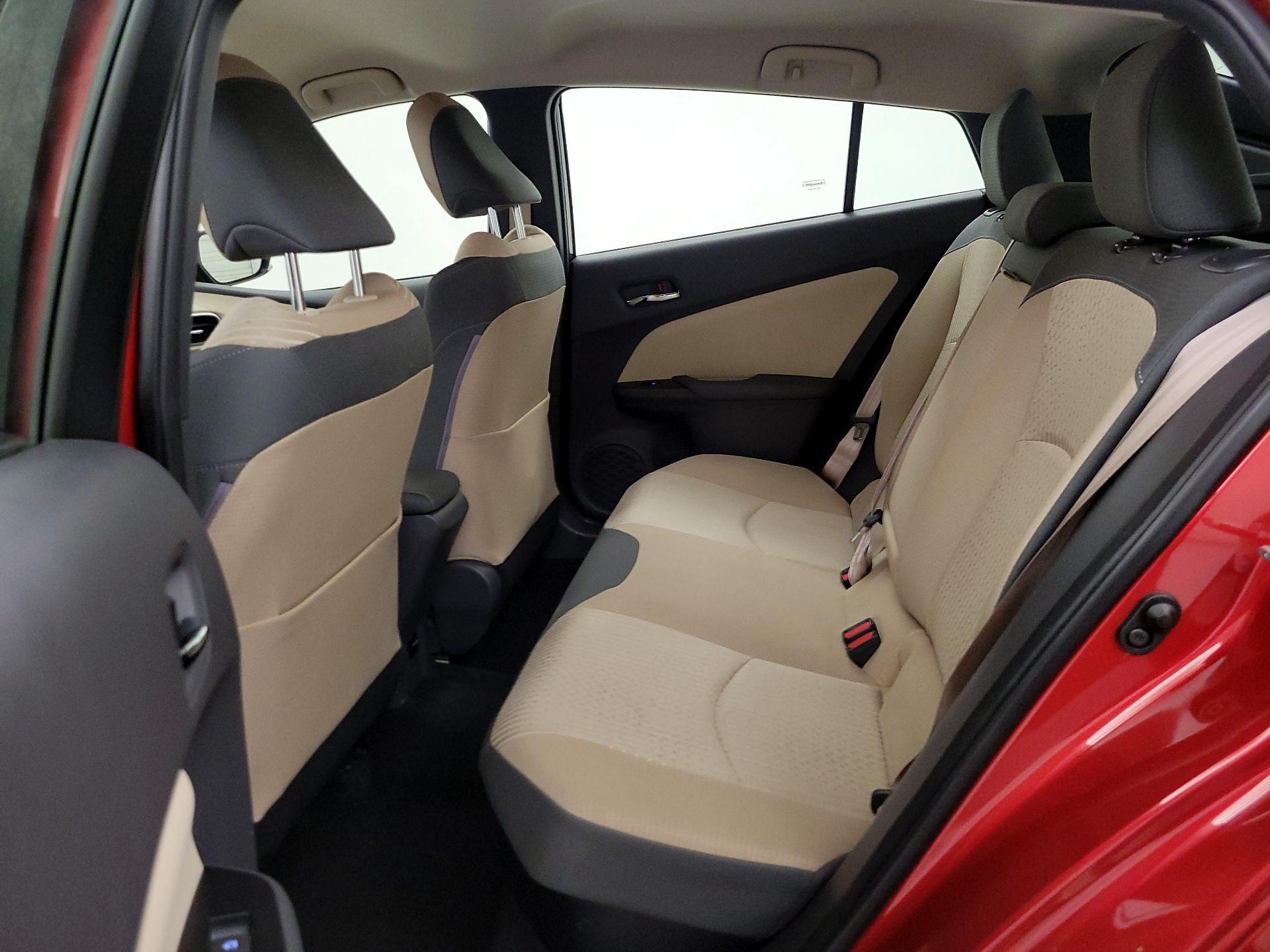 Thumbnail: 2016 Toyota Prius - 19