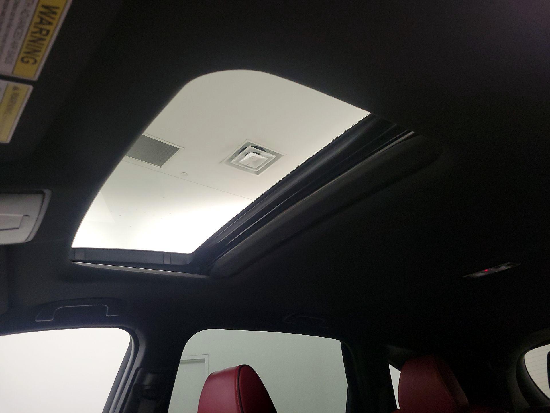 Thumbnail: 2019 Acura MDX - 18