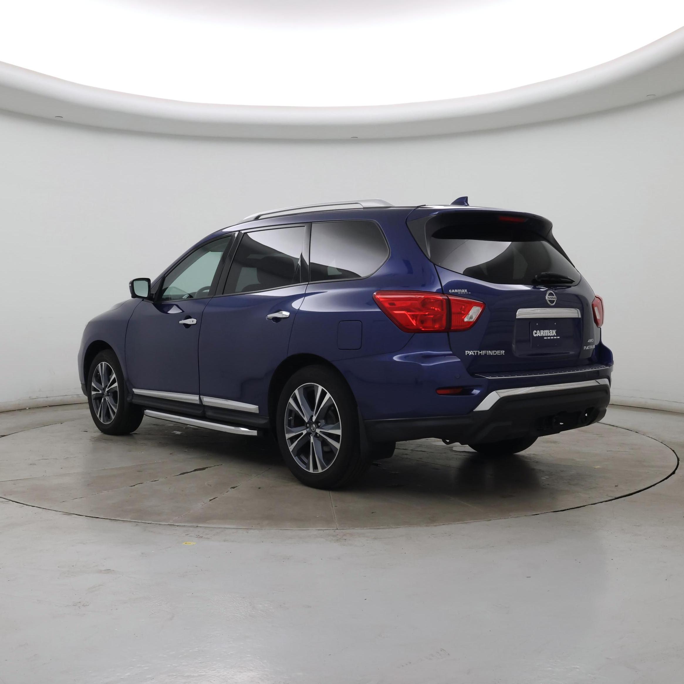 Thumbnail: 2019 Nissan Pathfinder - 2