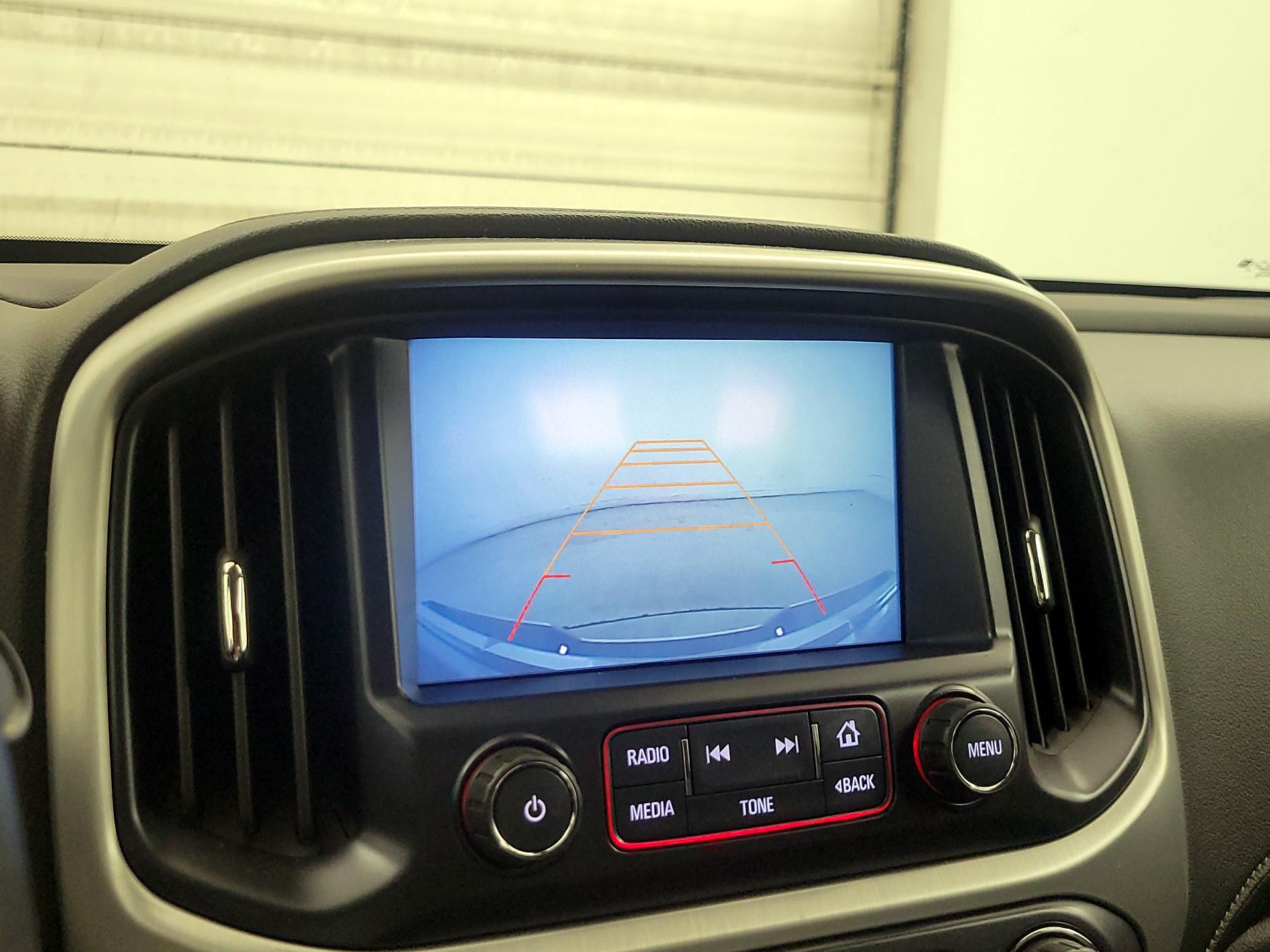 Thumbnail: 2016 GMC Canyon - 15
