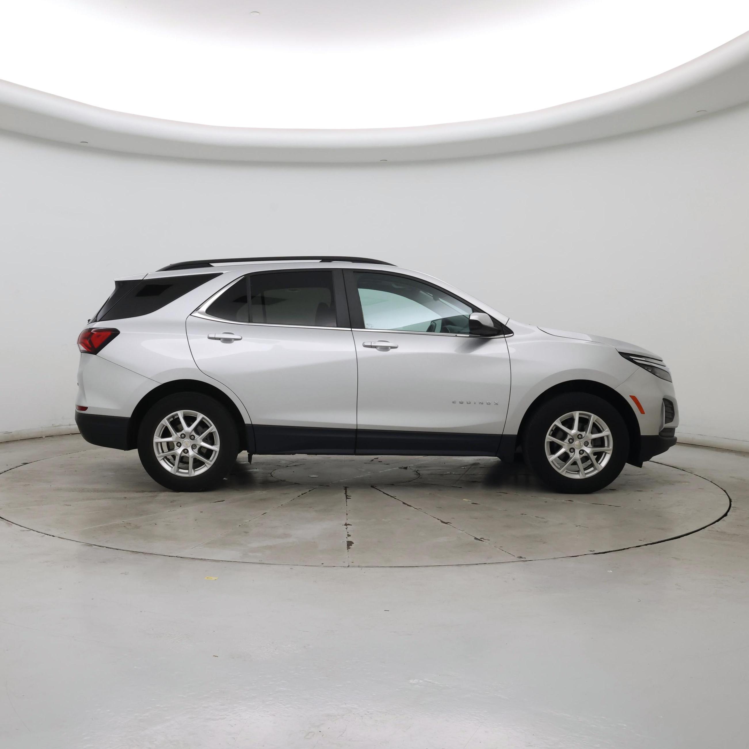 Thumbnail: 2022 Chevrolet Equinox - 7