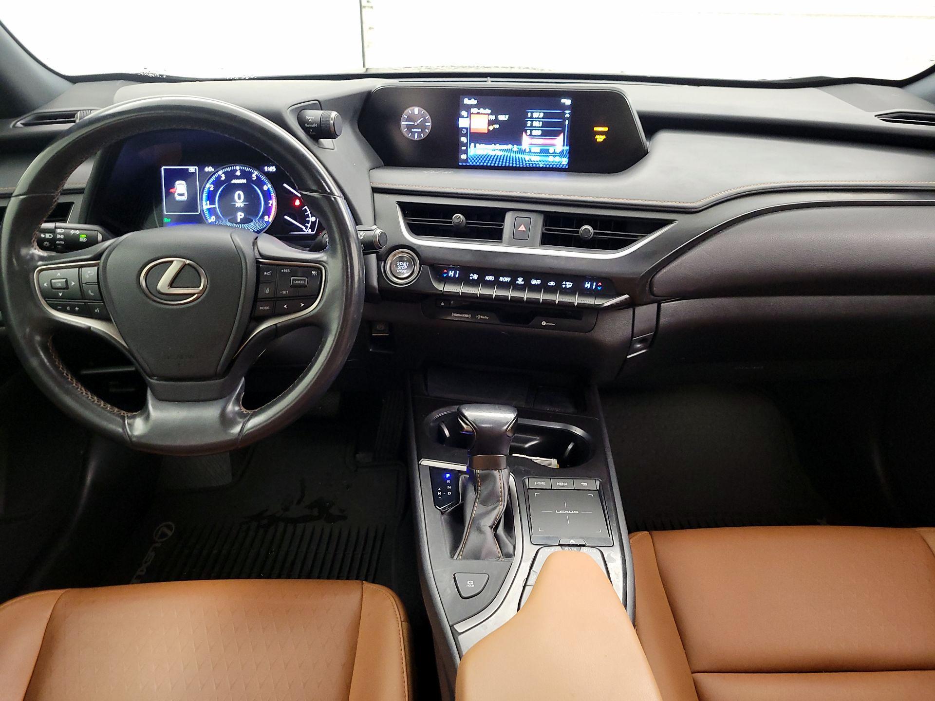 Thumbnail: 2022 Lexus UX - 9