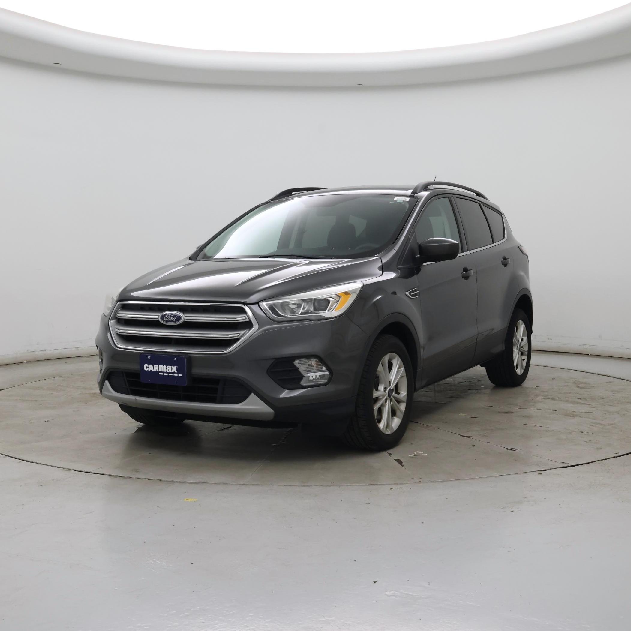 Thumbnail: 2017 Ford Escape - 4
