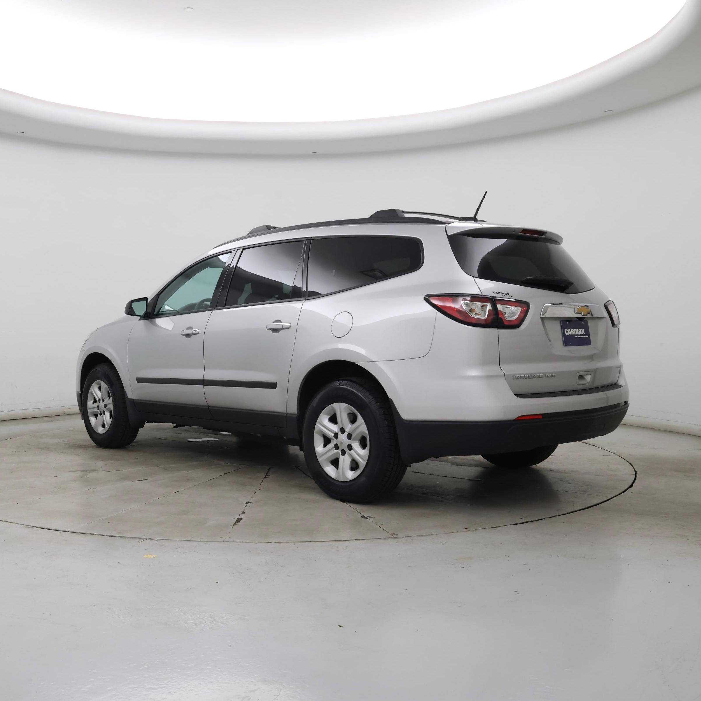 Thumbnail: 2017 Chevrolet Traverse - 2