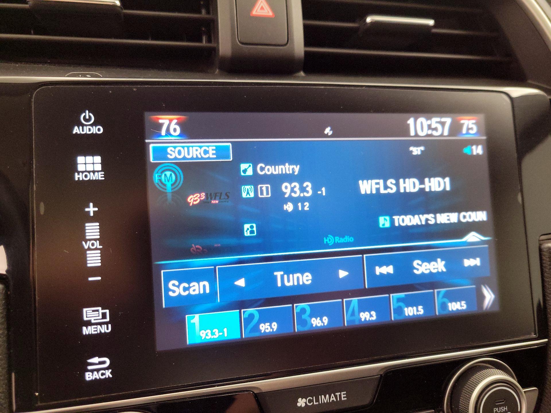 Thumbnail: 2017 Honda Civic - 15