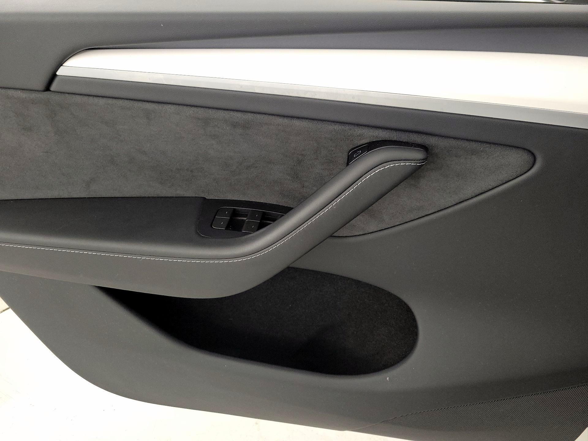 Thumbnail: 2024 Tesla Model Y - 12