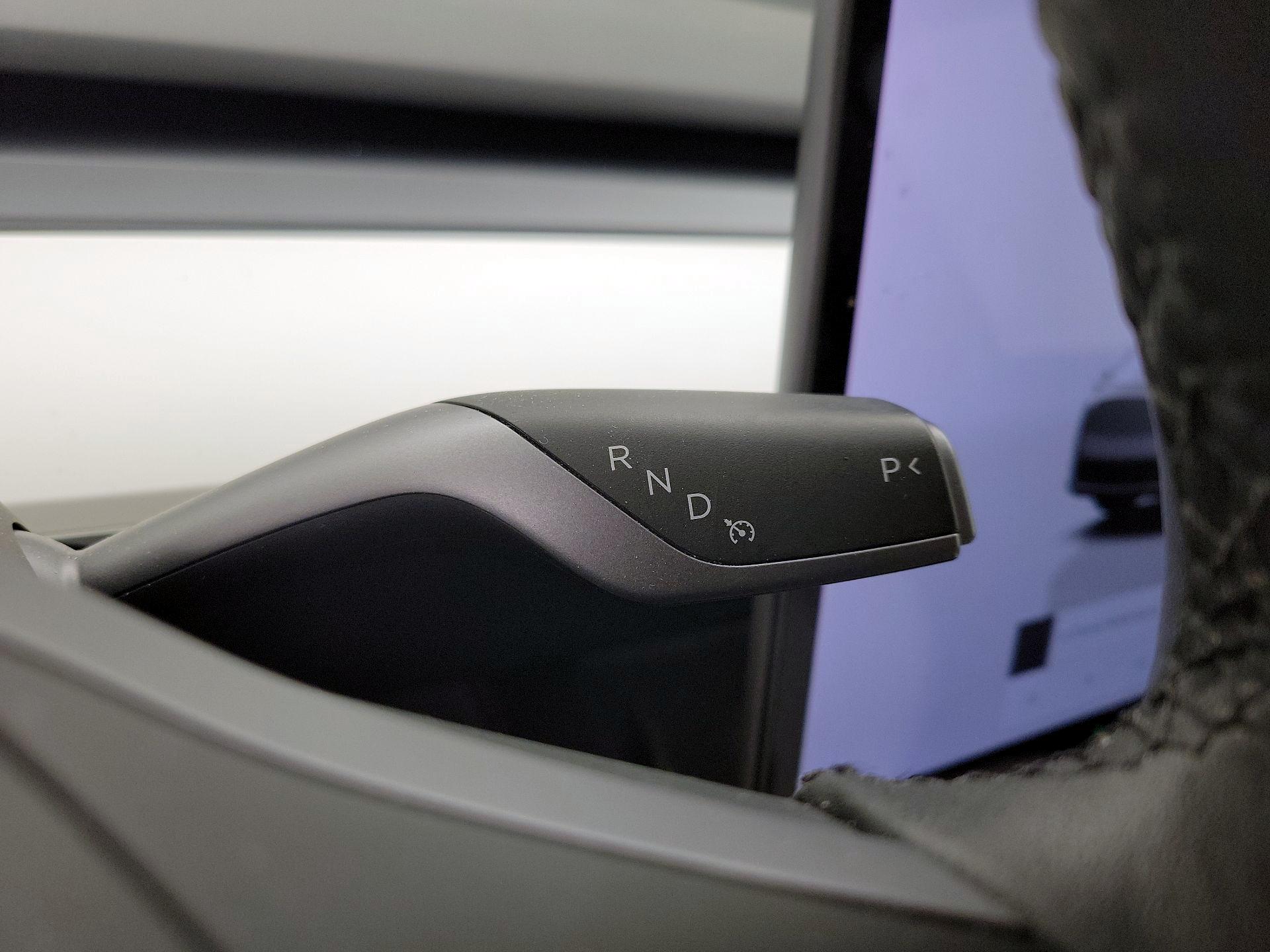 Thumbnail: 2024 Tesla Model Y - 17