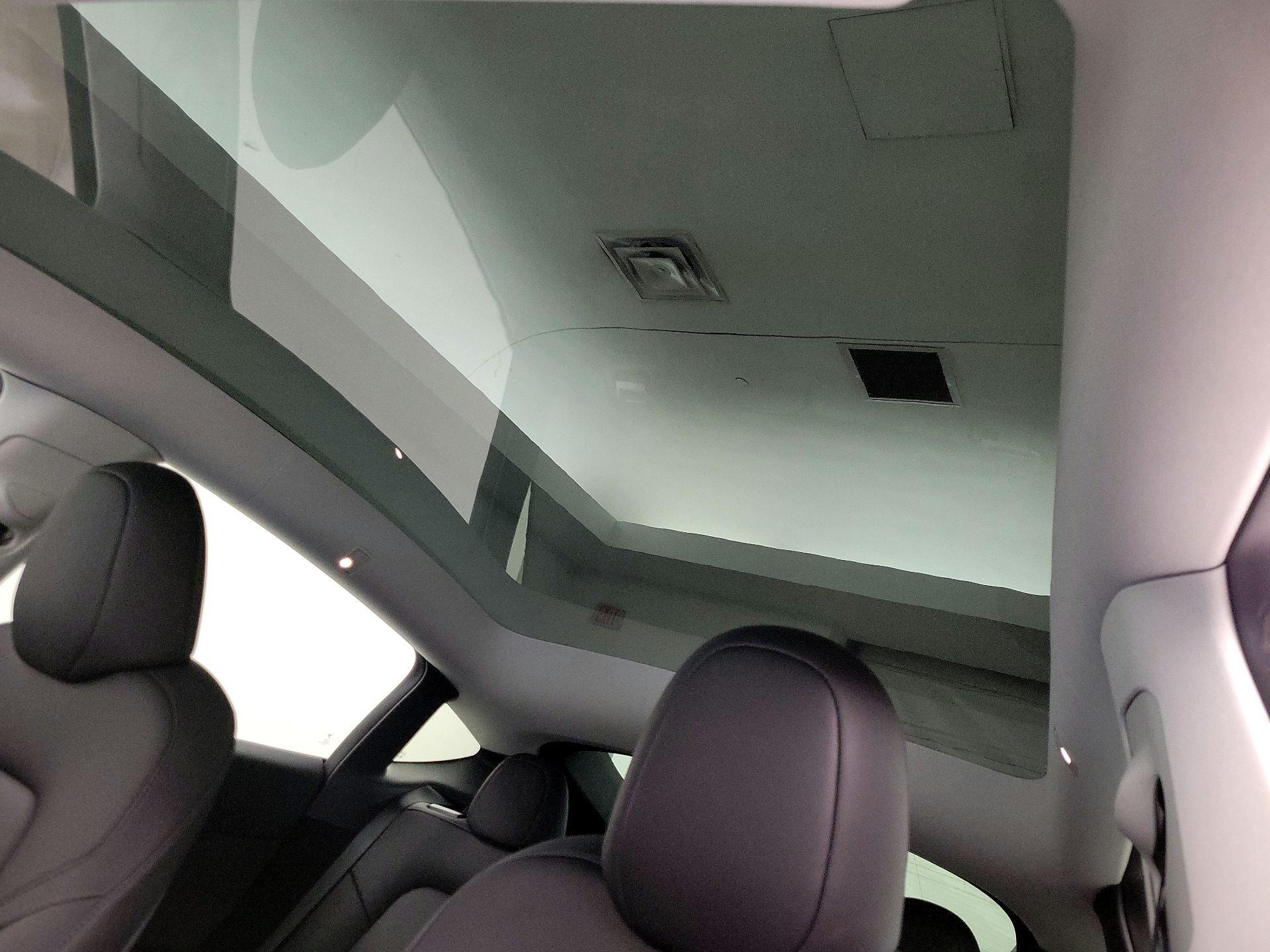 Thumbnail: 2024 Tesla Model Y - 19