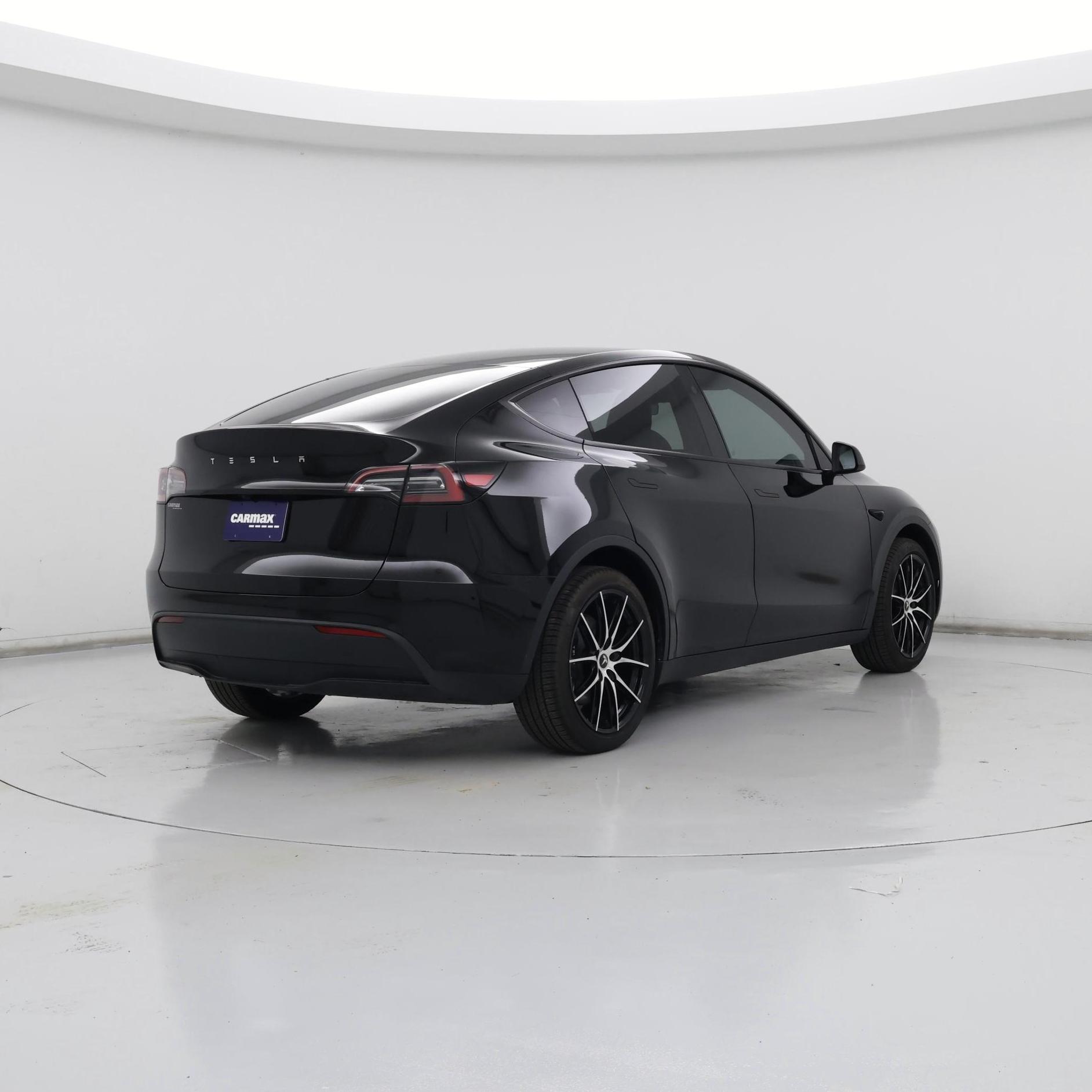 Thumbnail: 2024 Tesla Model Y - 8