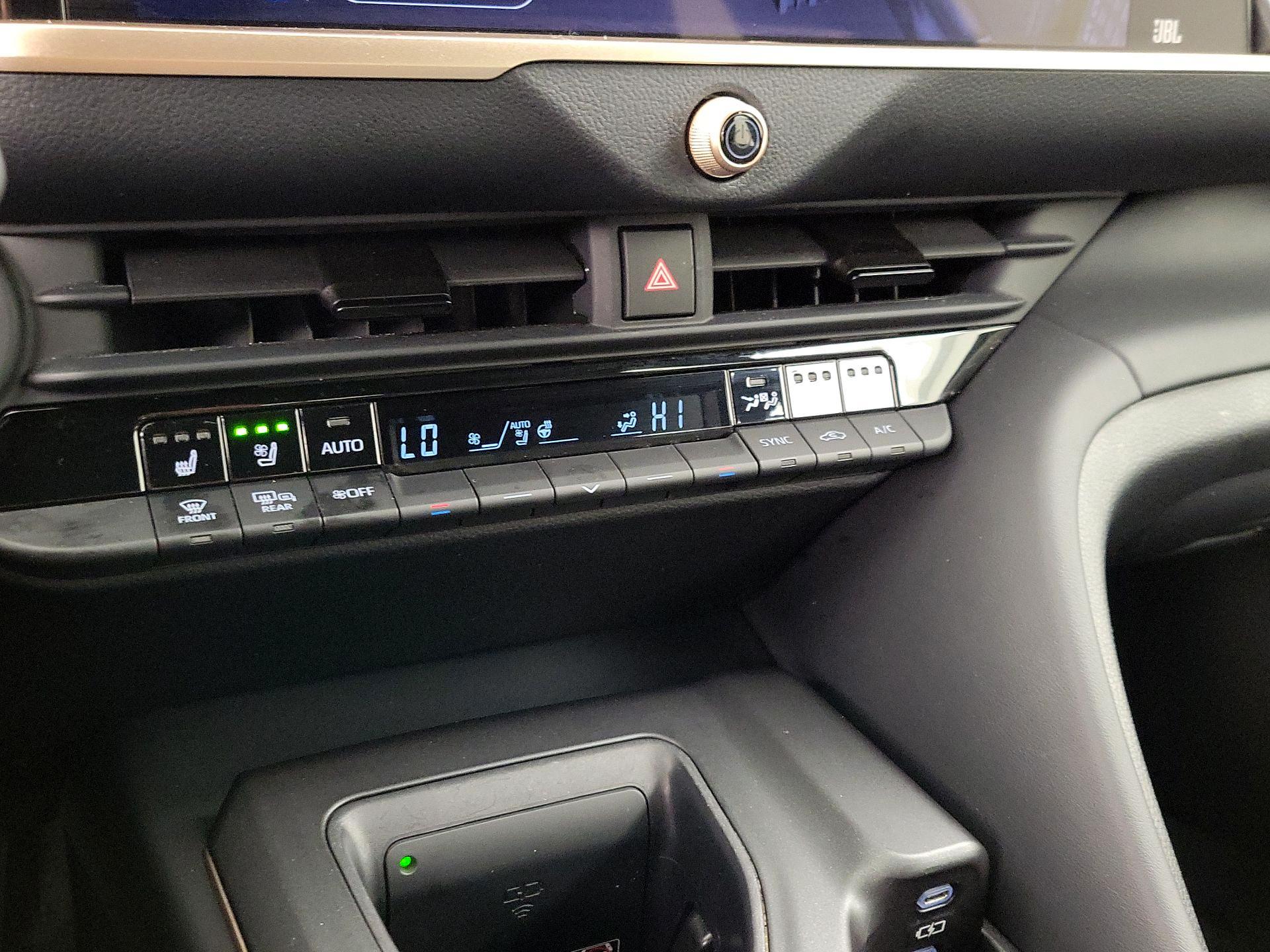 Thumbnail: 2023 Toyota Crown - 16