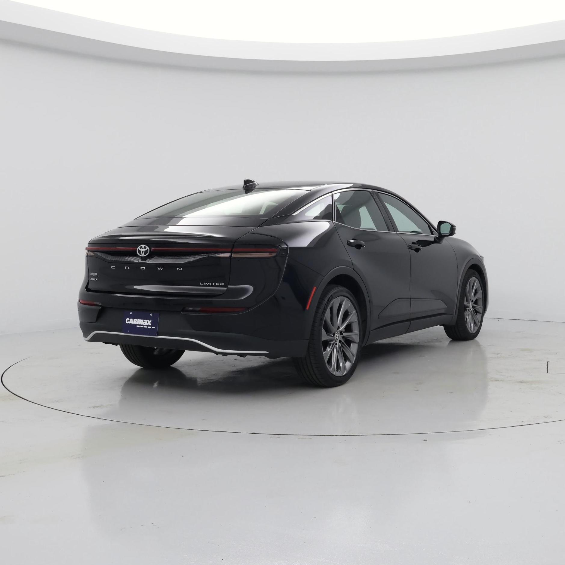 Thumbnail: 2023 Toyota Crown - 8