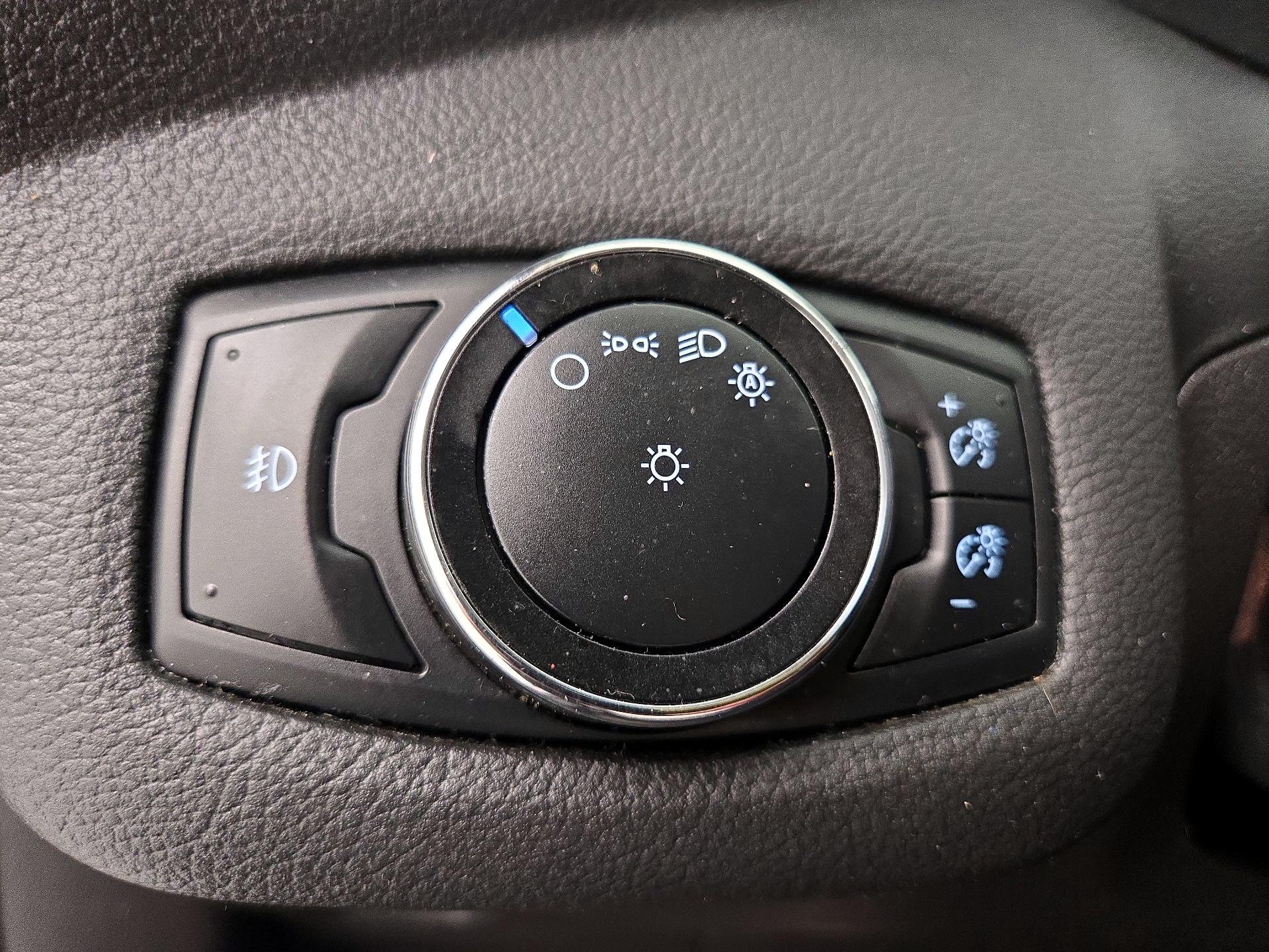 Thumbnail: 2014 Ford Escape - 13