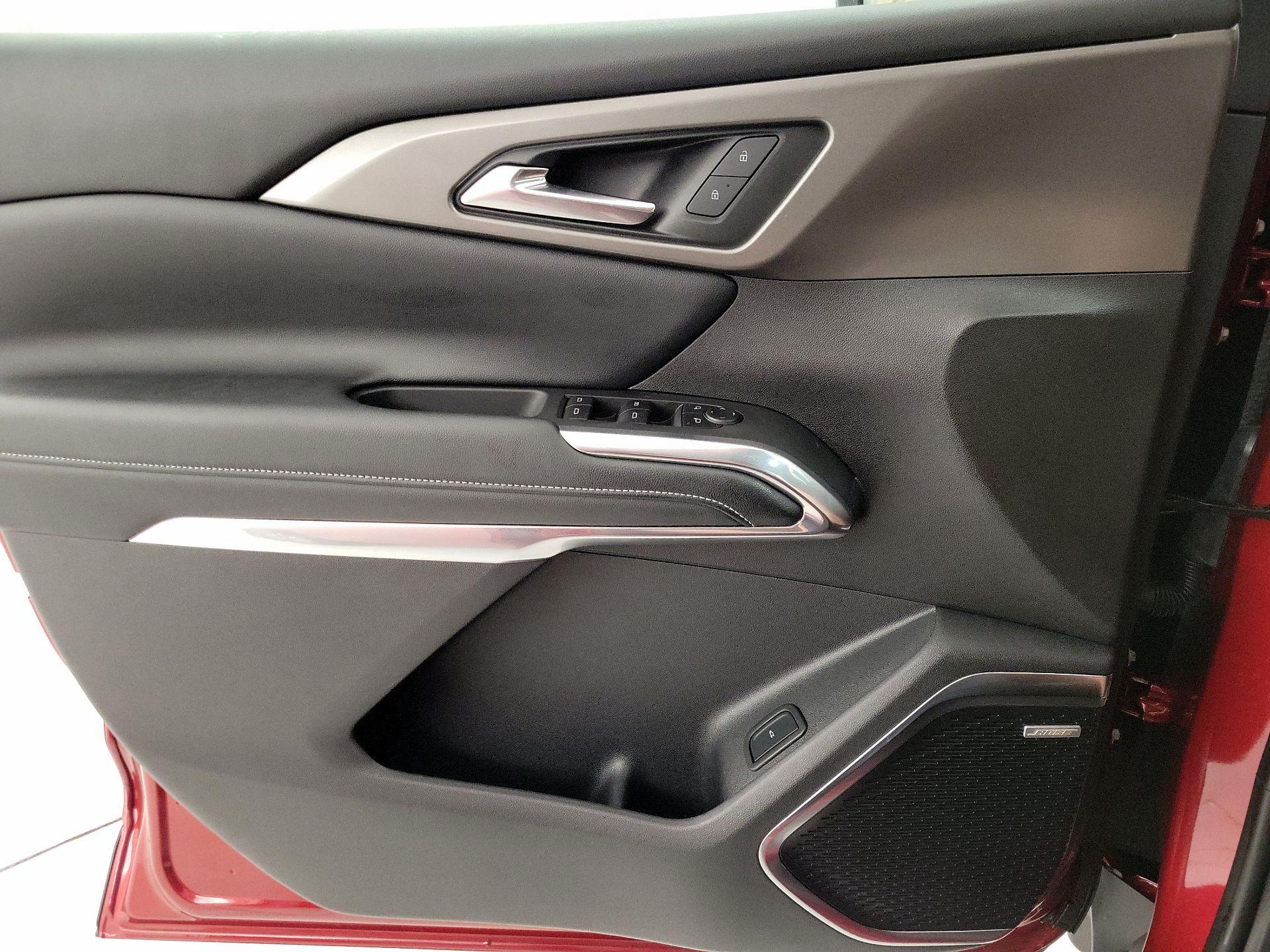 Thumbnail: 2025 Chevrolet Traverse - 12