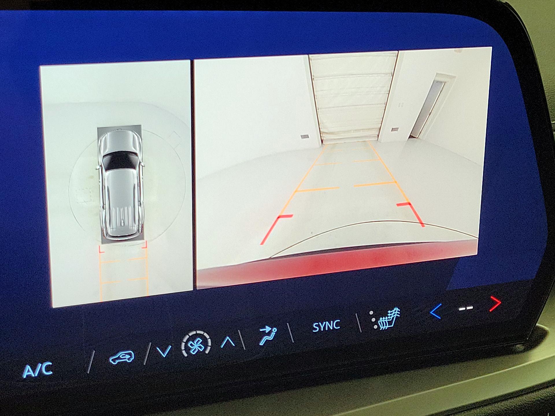 Thumbnail: 2025 Chevrolet Traverse - 15