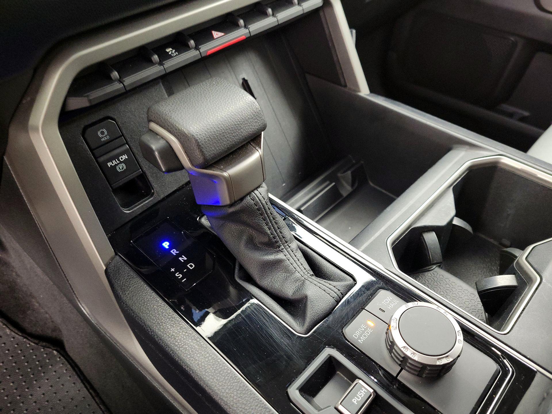 Thumbnail: 2023 Toyota Tundra - 17