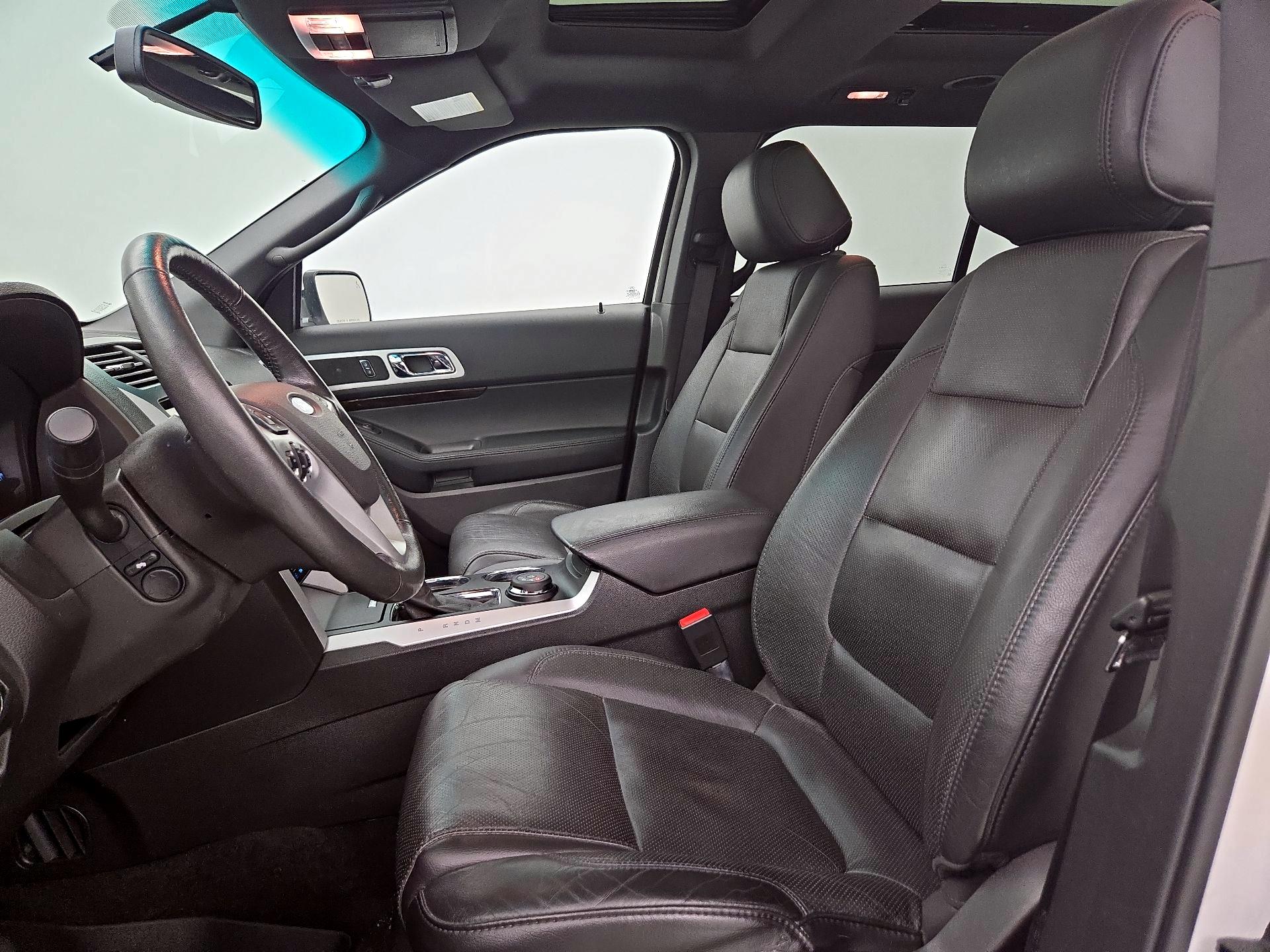 Thumbnail: 2014 Ford Explorer - 11