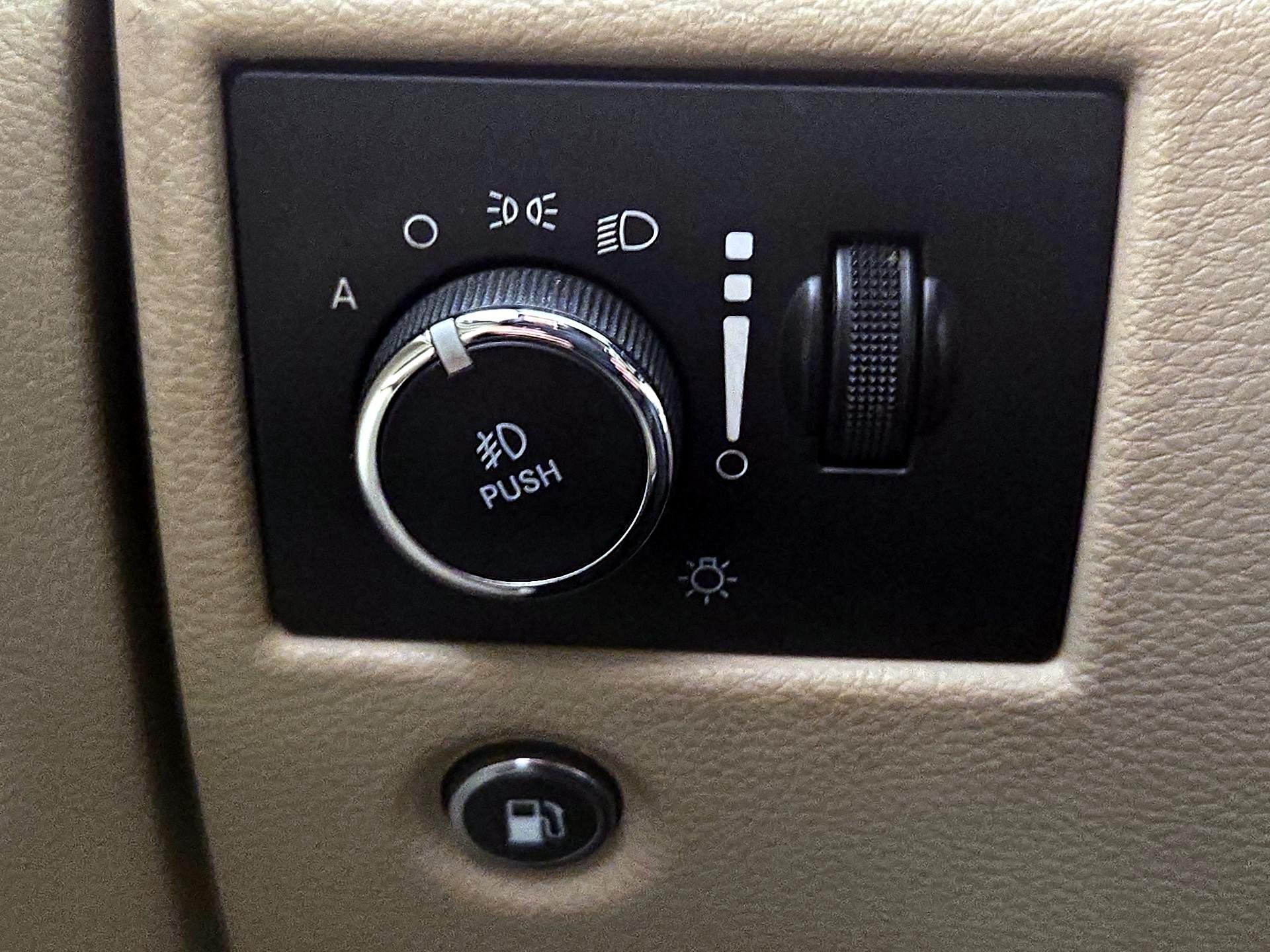 Thumbnail: 2019 Jeep Grand Cherokee - 13