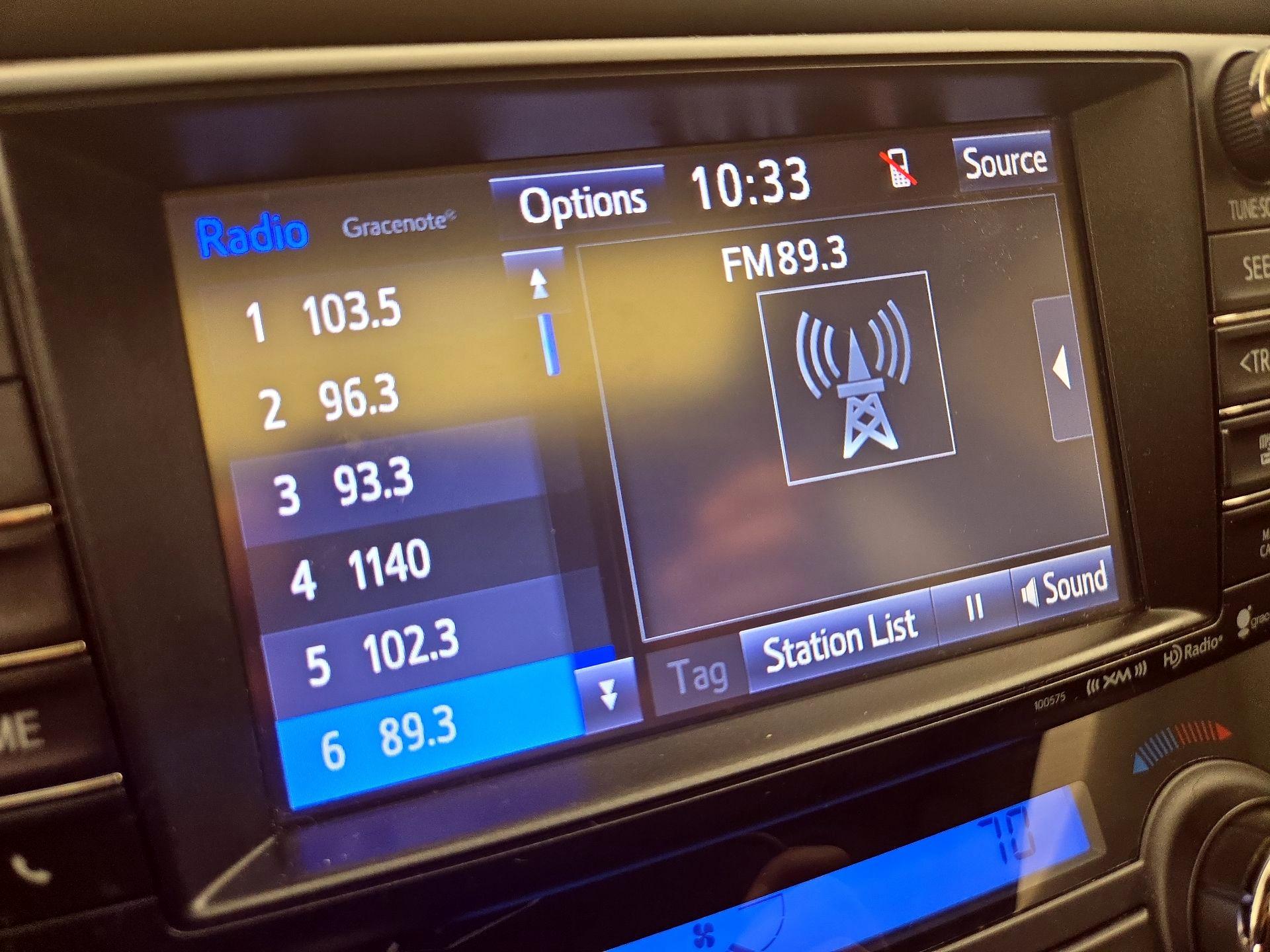 Thumbnail: 2018 Toyota RAV4 - 16