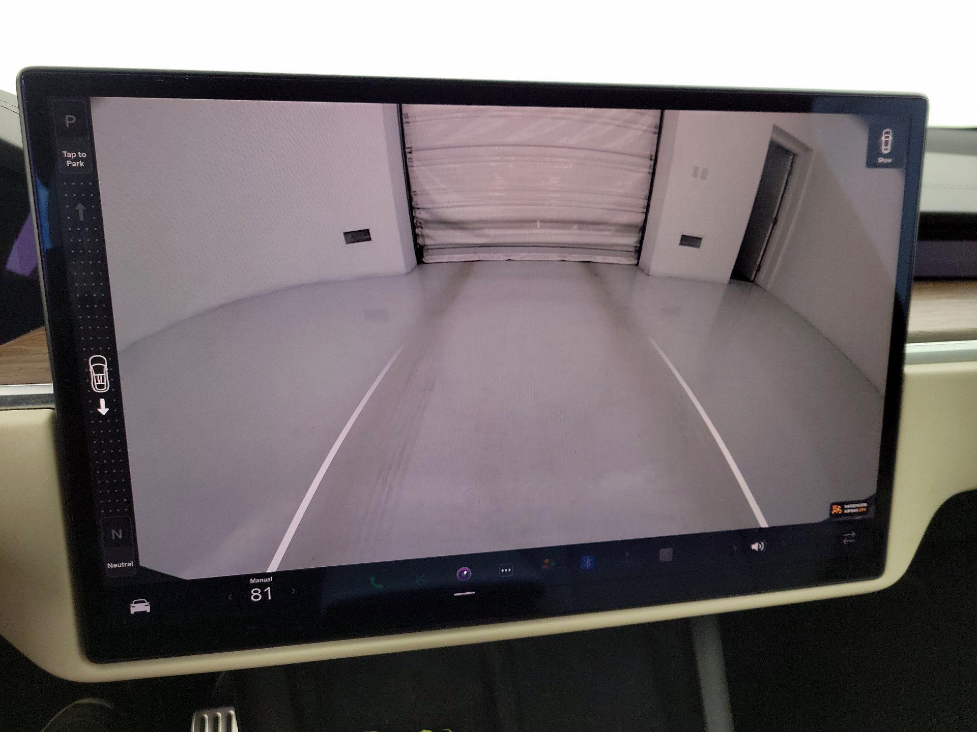 Thumbnail: 2022 Tesla Model X - 14