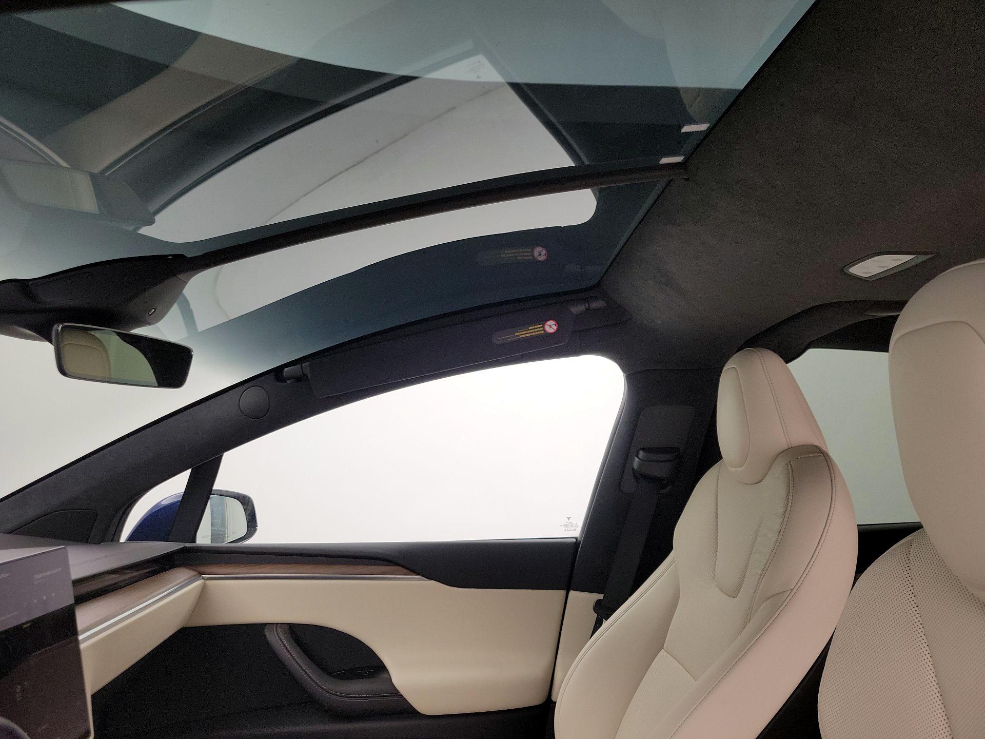 Thumbnail: 2022 Tesla Model X - 19