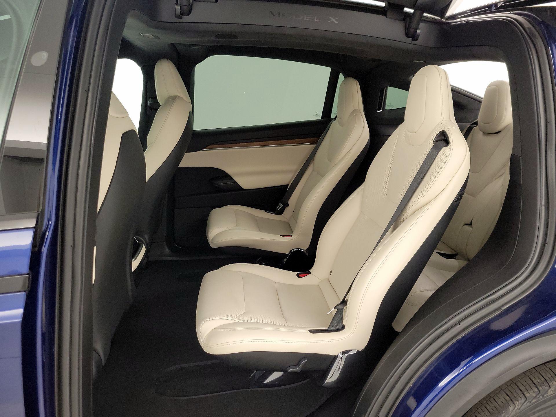 Thumbnail: 2022 Tesla Model X - 20