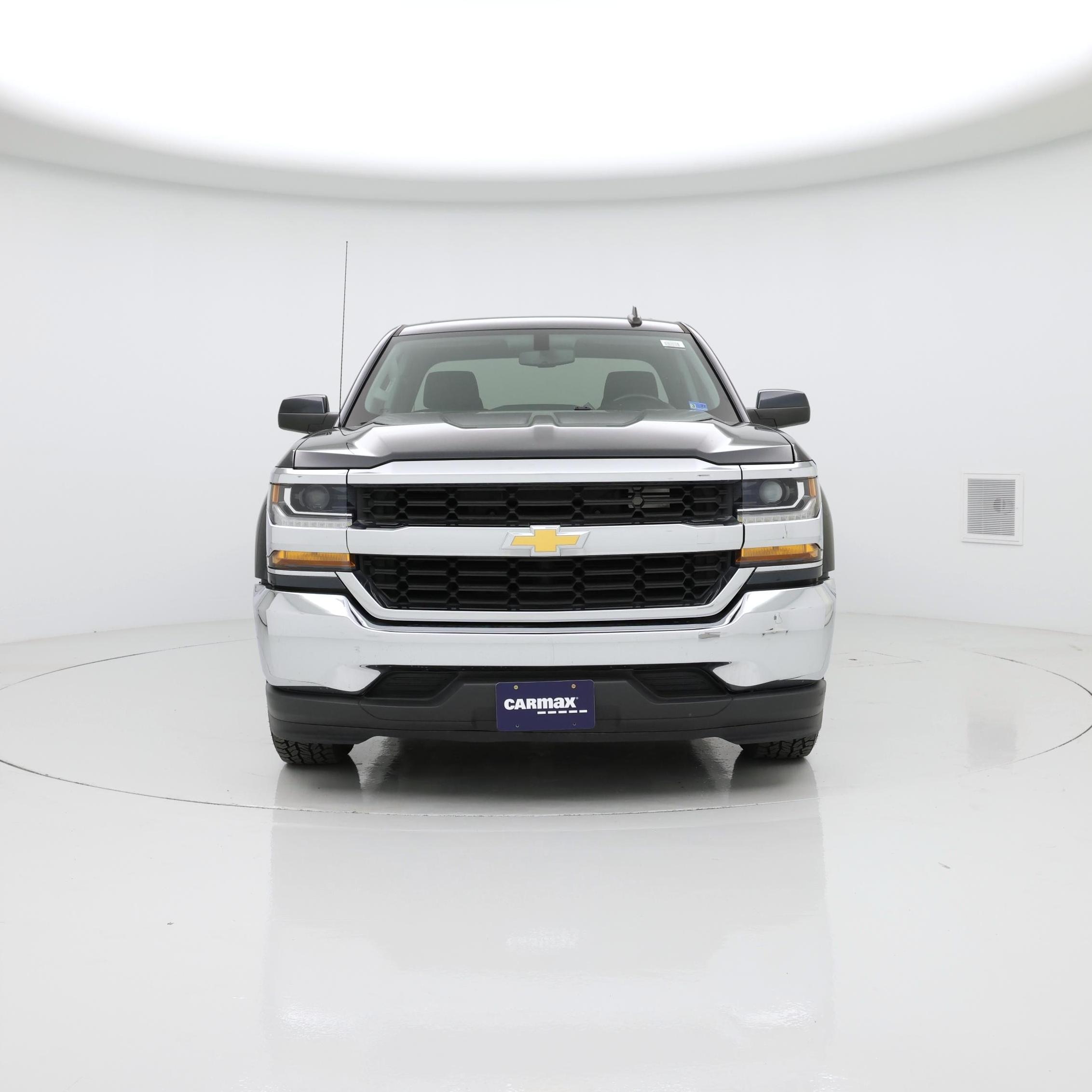 Thumbnail: 2019 Chevrolet Silverado 1500 - 5