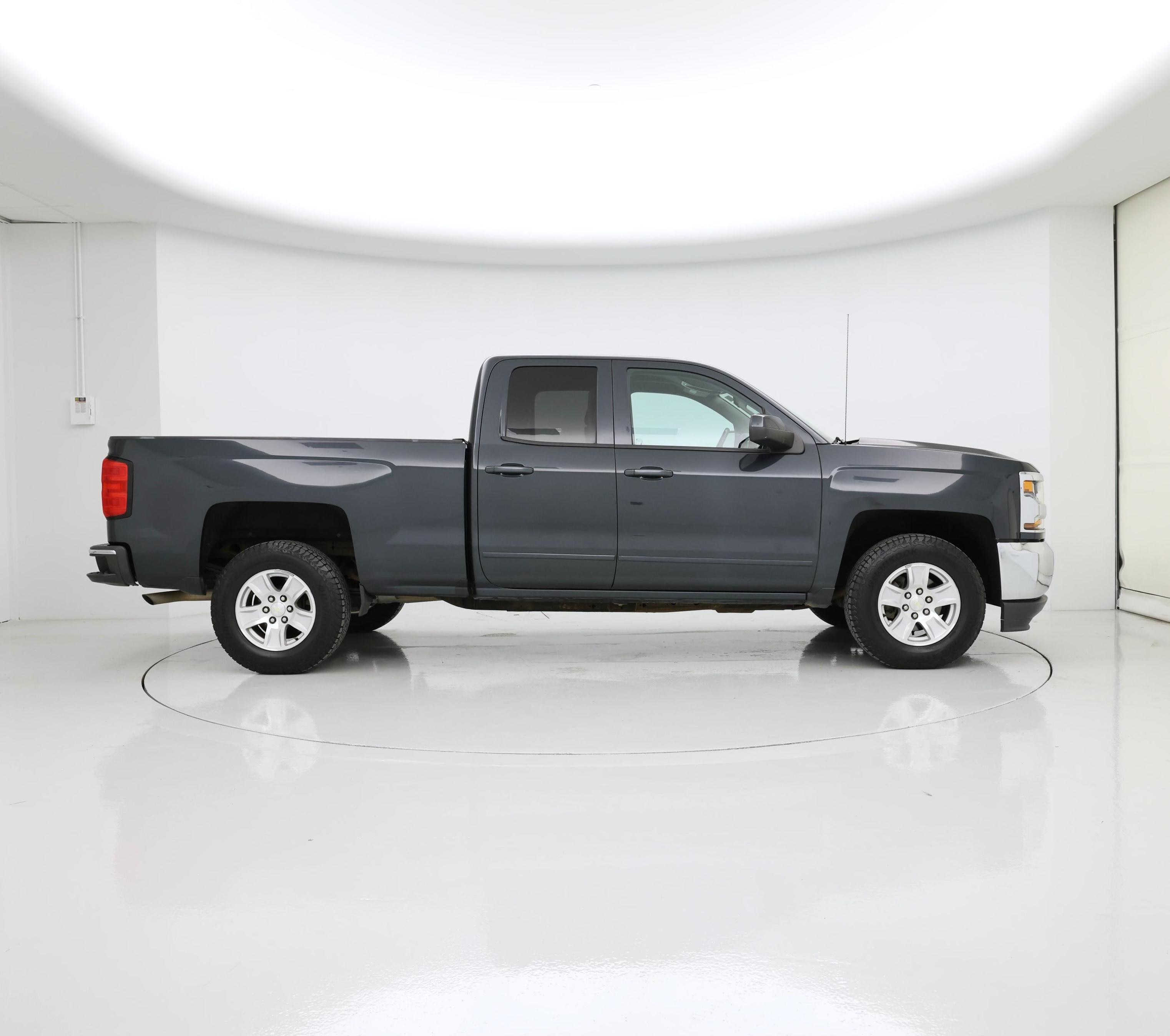 Thumbnail: 2019 Chevrolet Silverado 1500 - 7