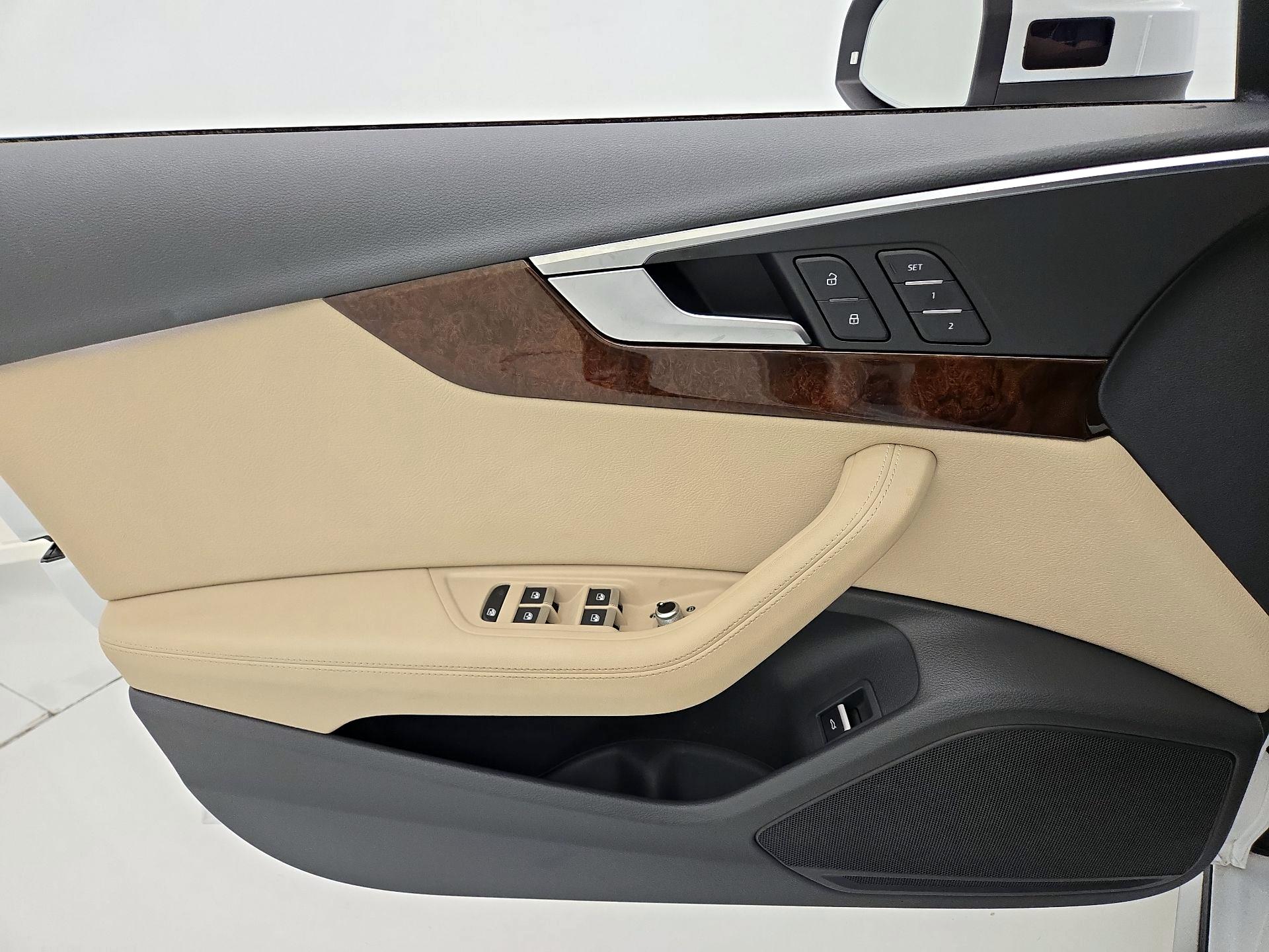 Thumbnail: 2019 Audi A4 - 12