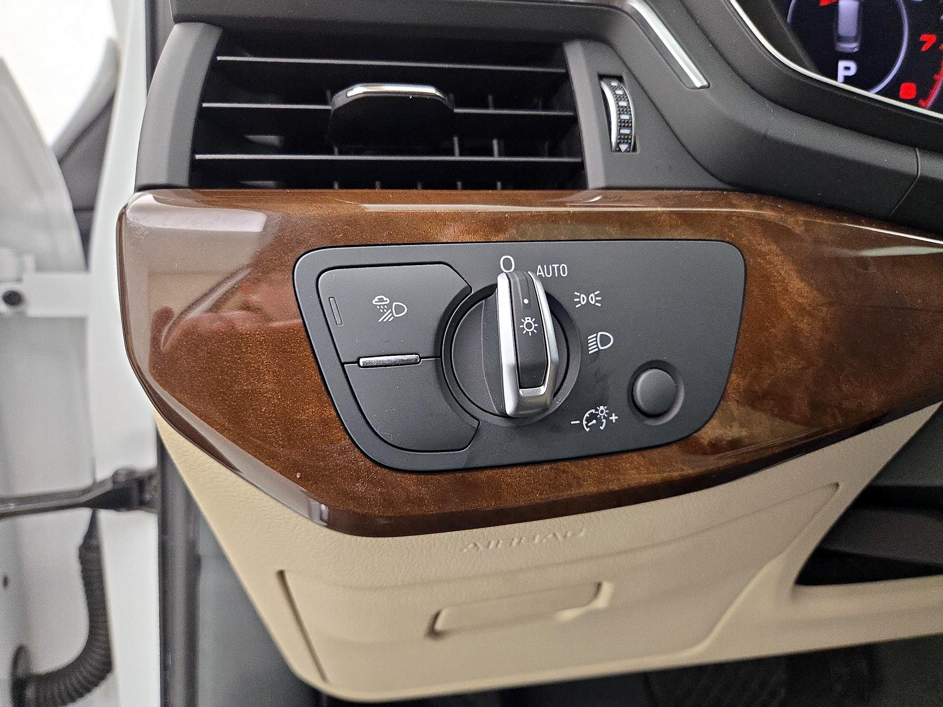 Thumbnail: 2019 Audi A4 - 13