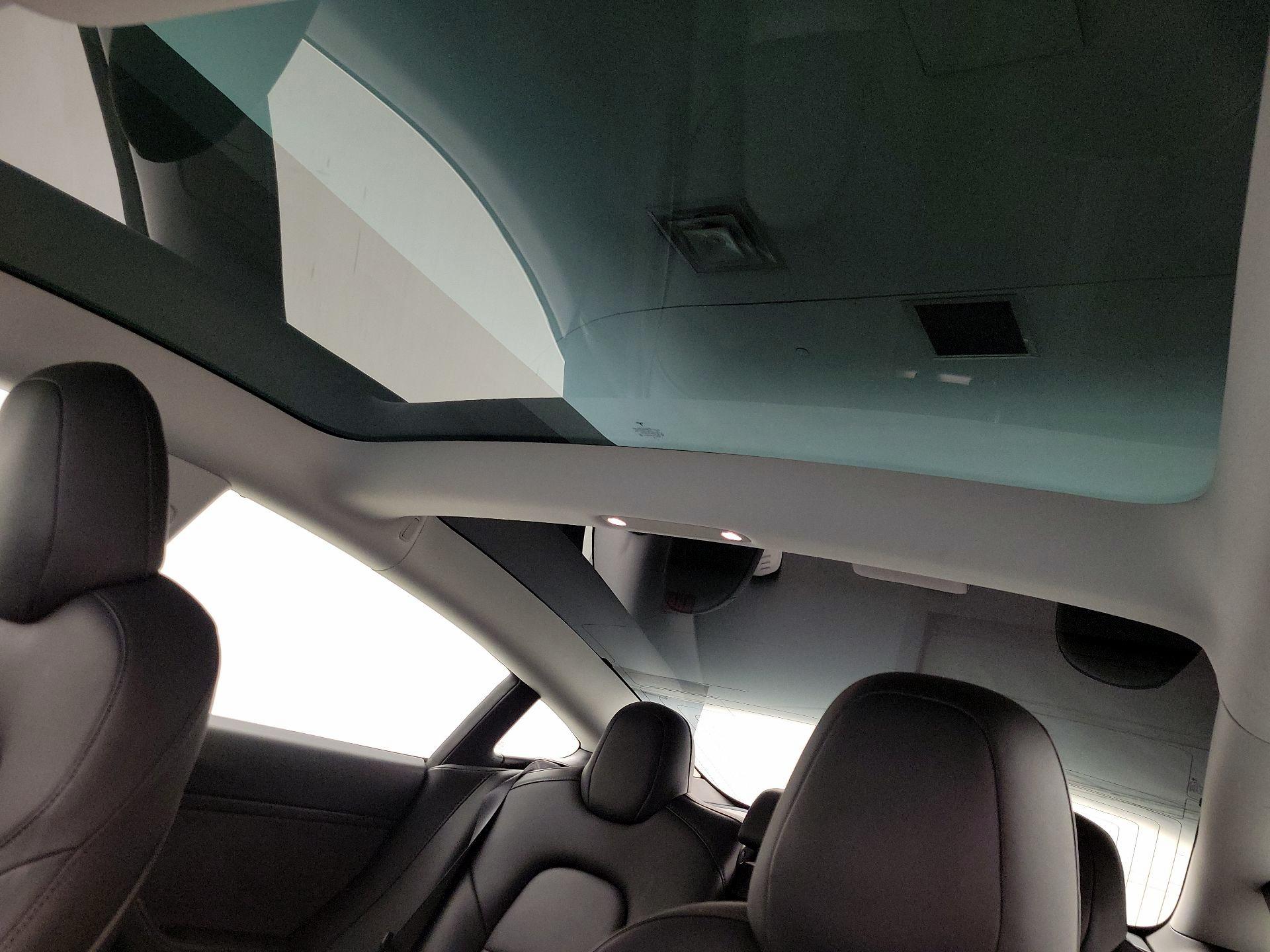 Thumbnail: 2019 Tesla Model 3 - 19