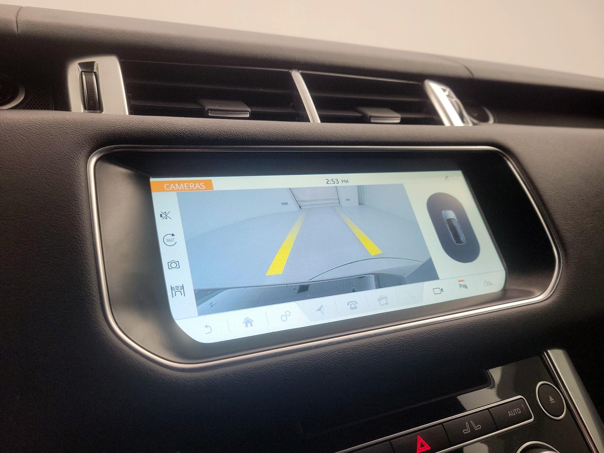 Thumbnail: 2017 Land Rover Range Rover Sport - 15