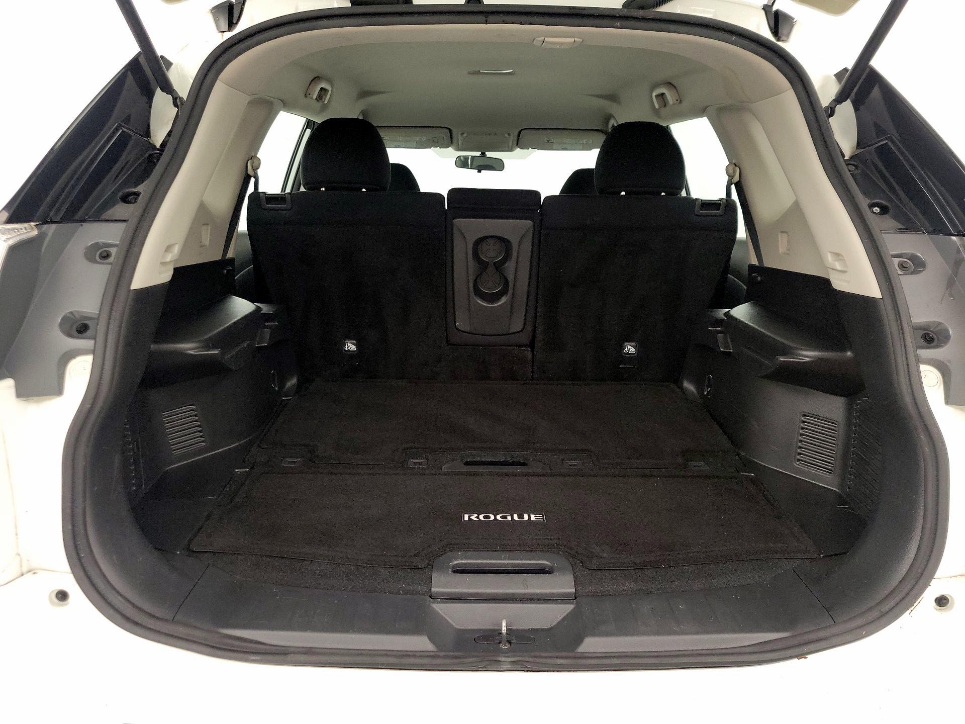 Thumbnail: 2015 Nissan Rogue - 20