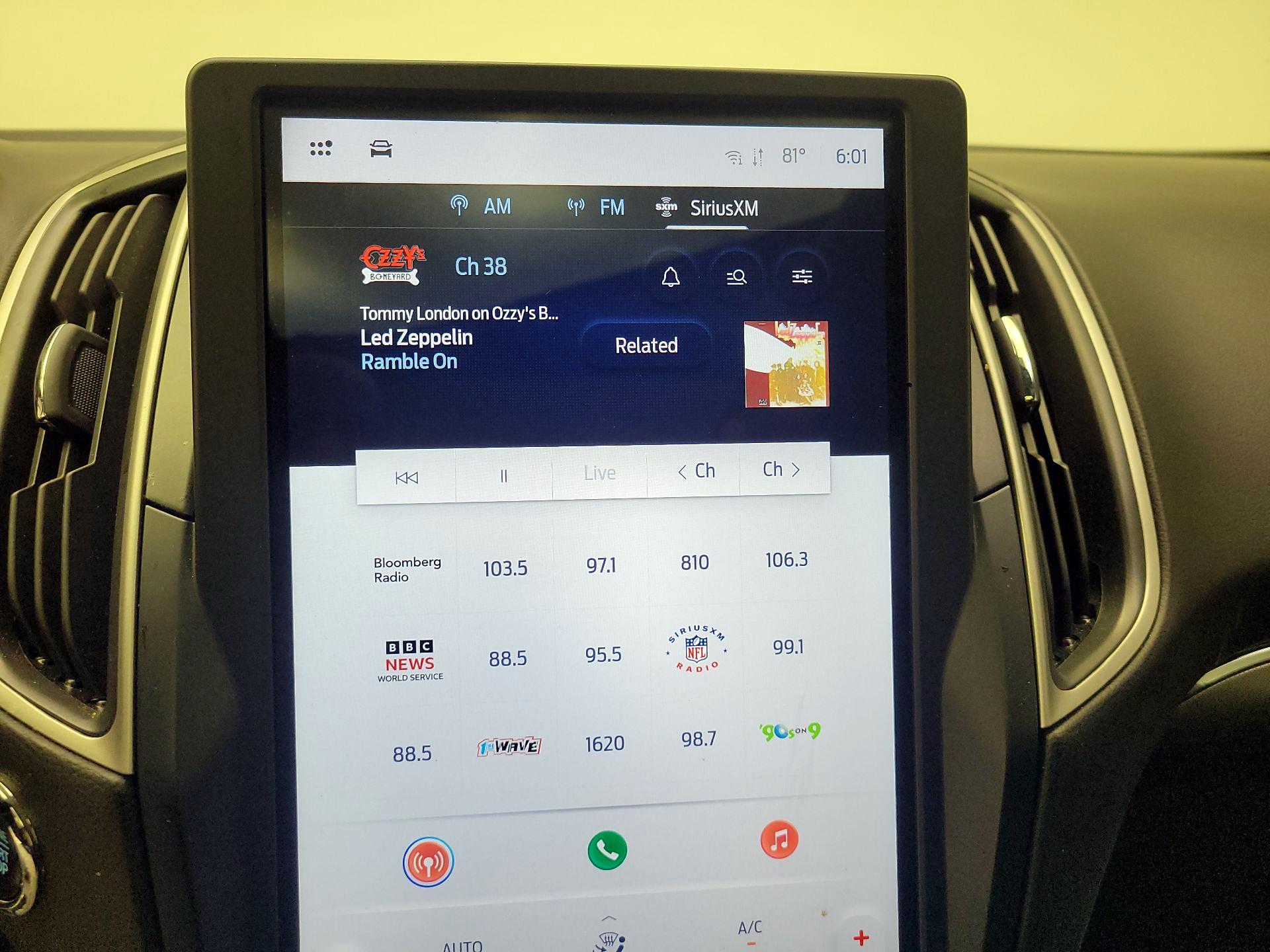 Thumbnail: 2023 Ford Edge - 13