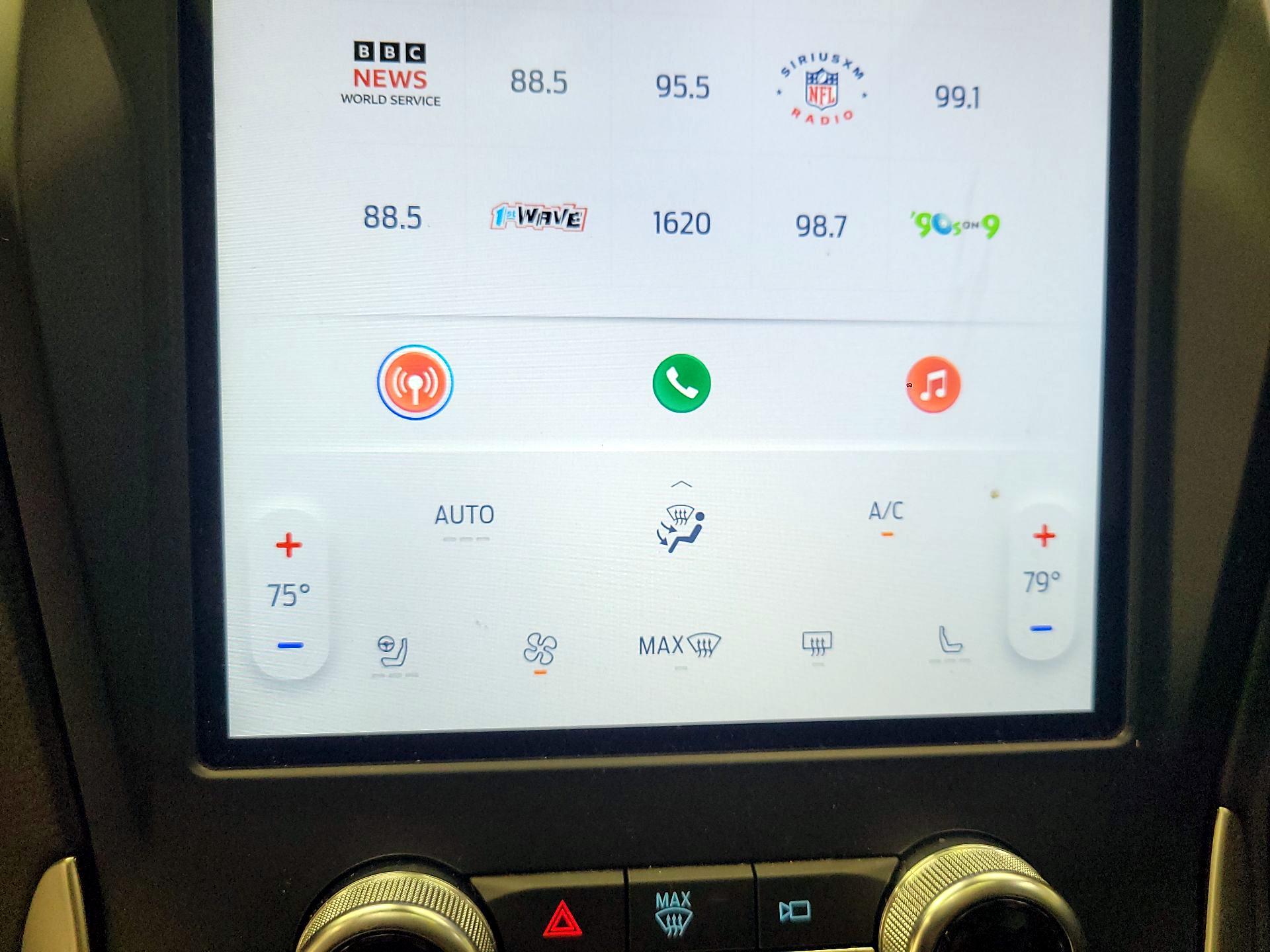 Thumbnail: 2023 Ford Edge - 14